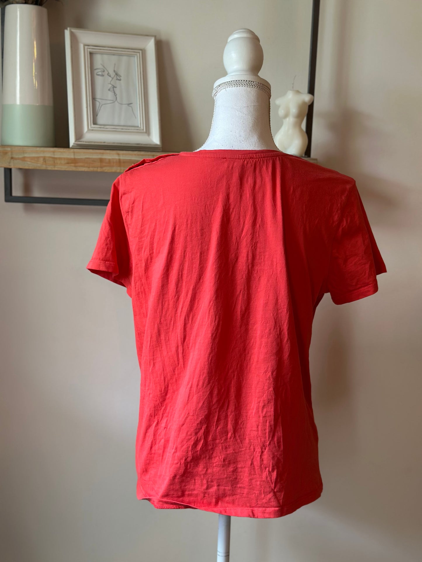 T-shirt rouge col V en coton T.40