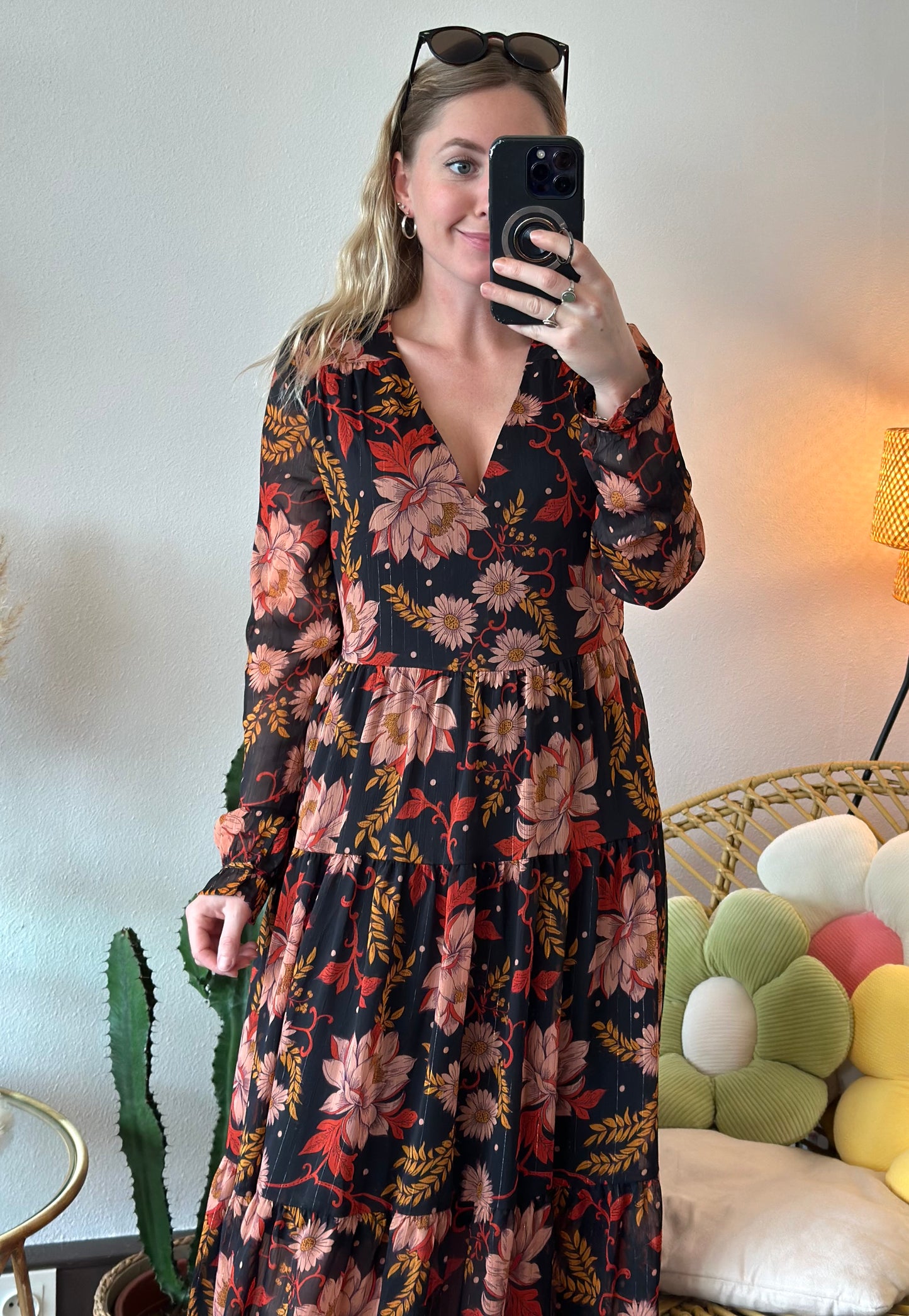 Robe longue fluide à motifs fleuris T.36