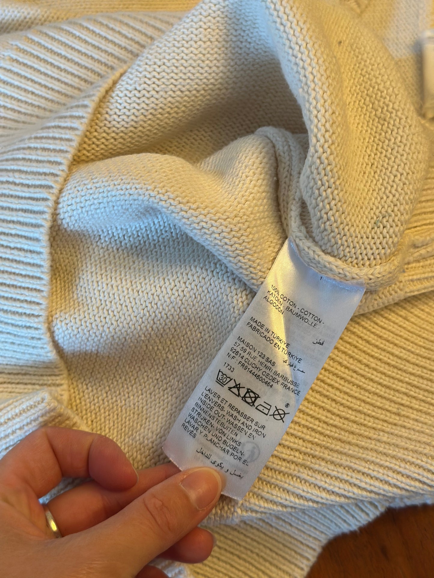 Pull en maille ajouré modèle Mathilda T.36
