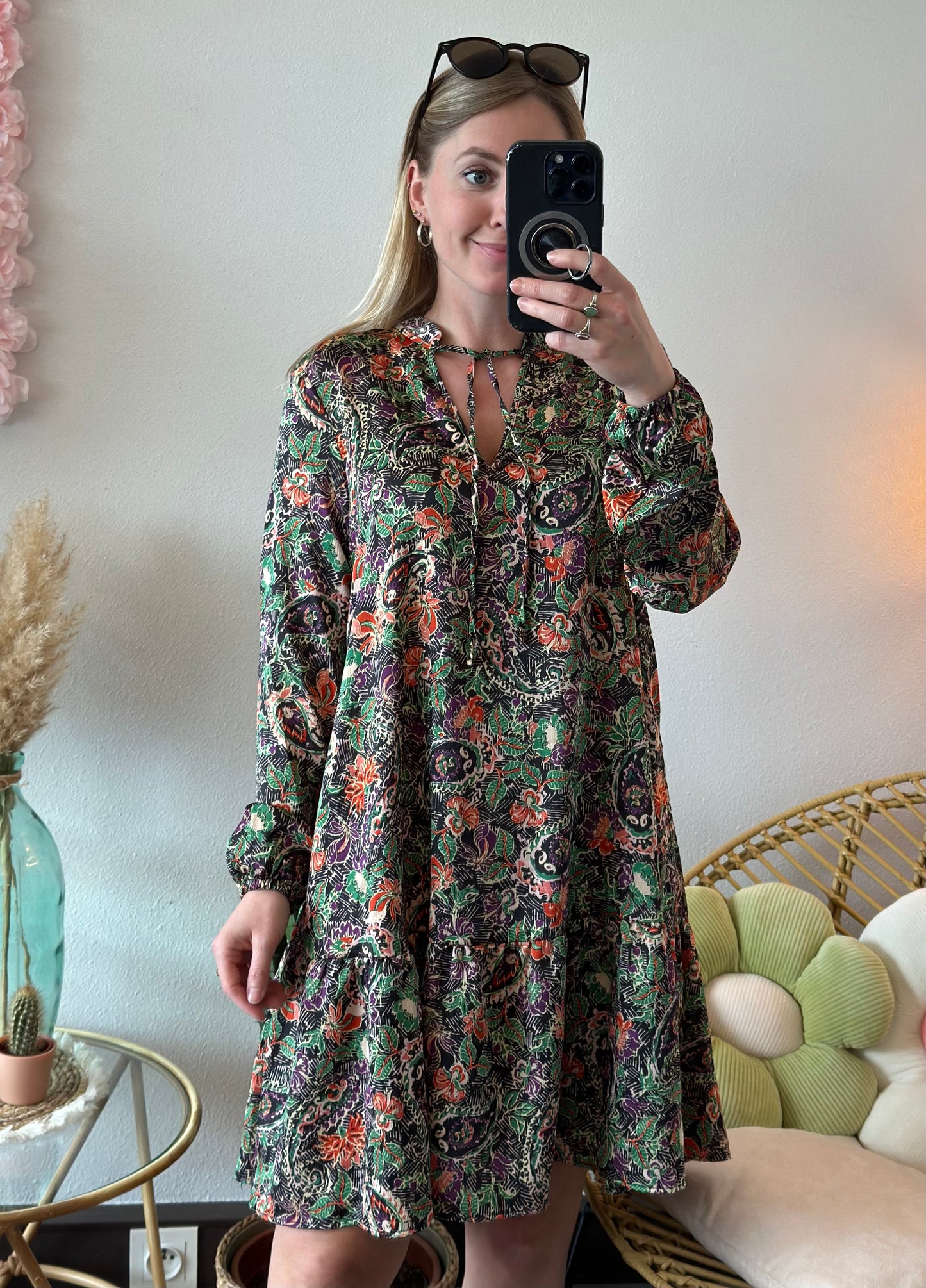 Belle robe fluide et légère à imprimé floral, T.34