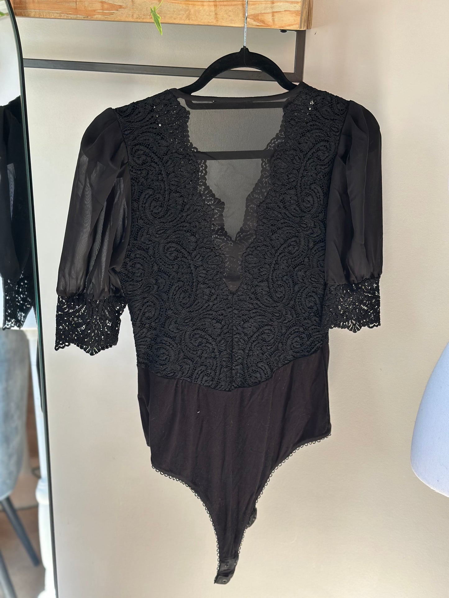 Body en dentelle noire T.36