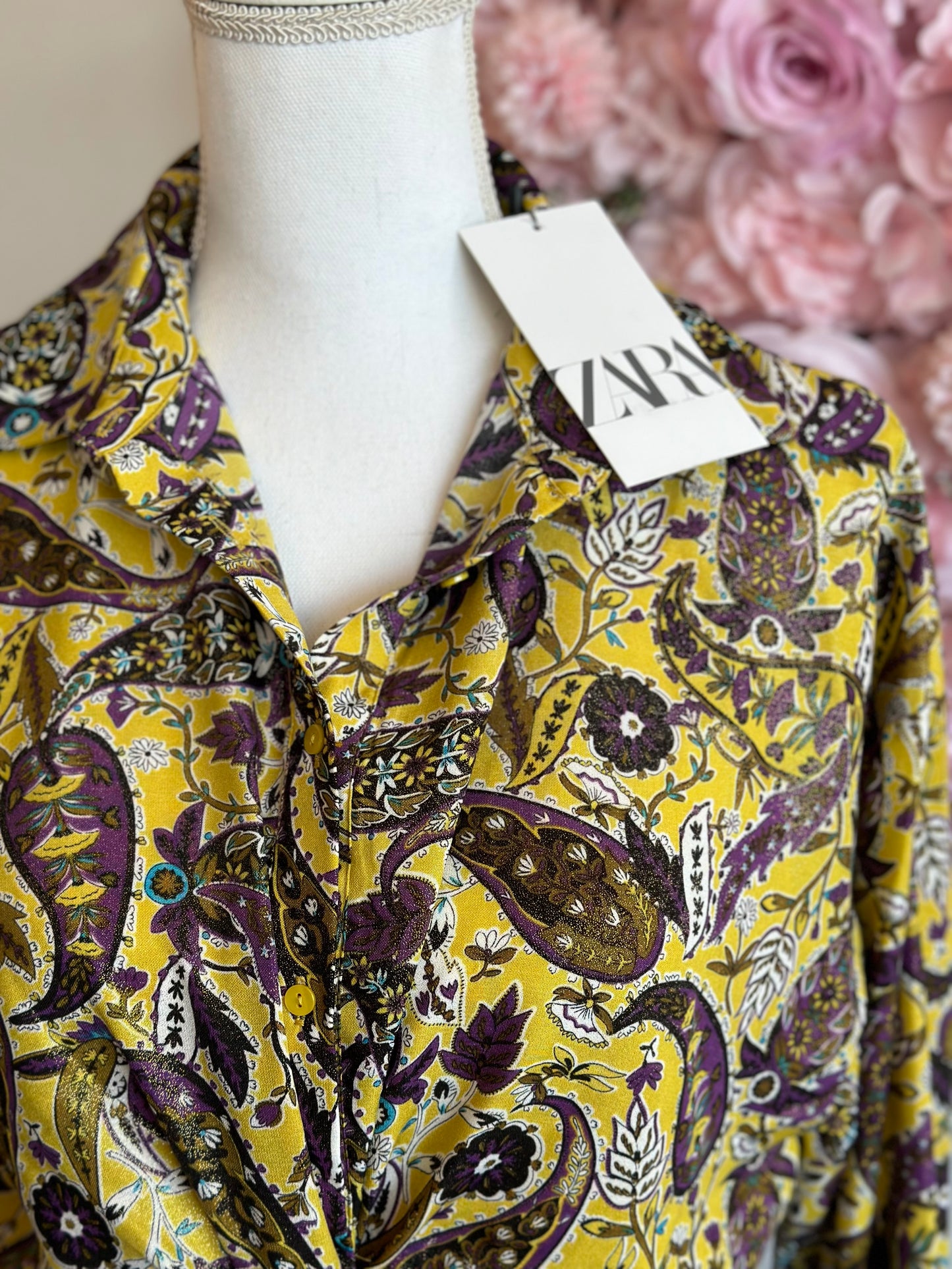 Chemisier court imprimé cachemire paisley jaune et violet, taille XS - Zara