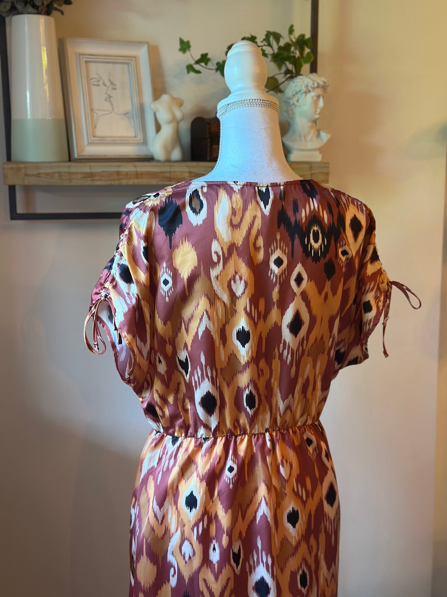 Robe longue imprimé ethnique neuf T.38