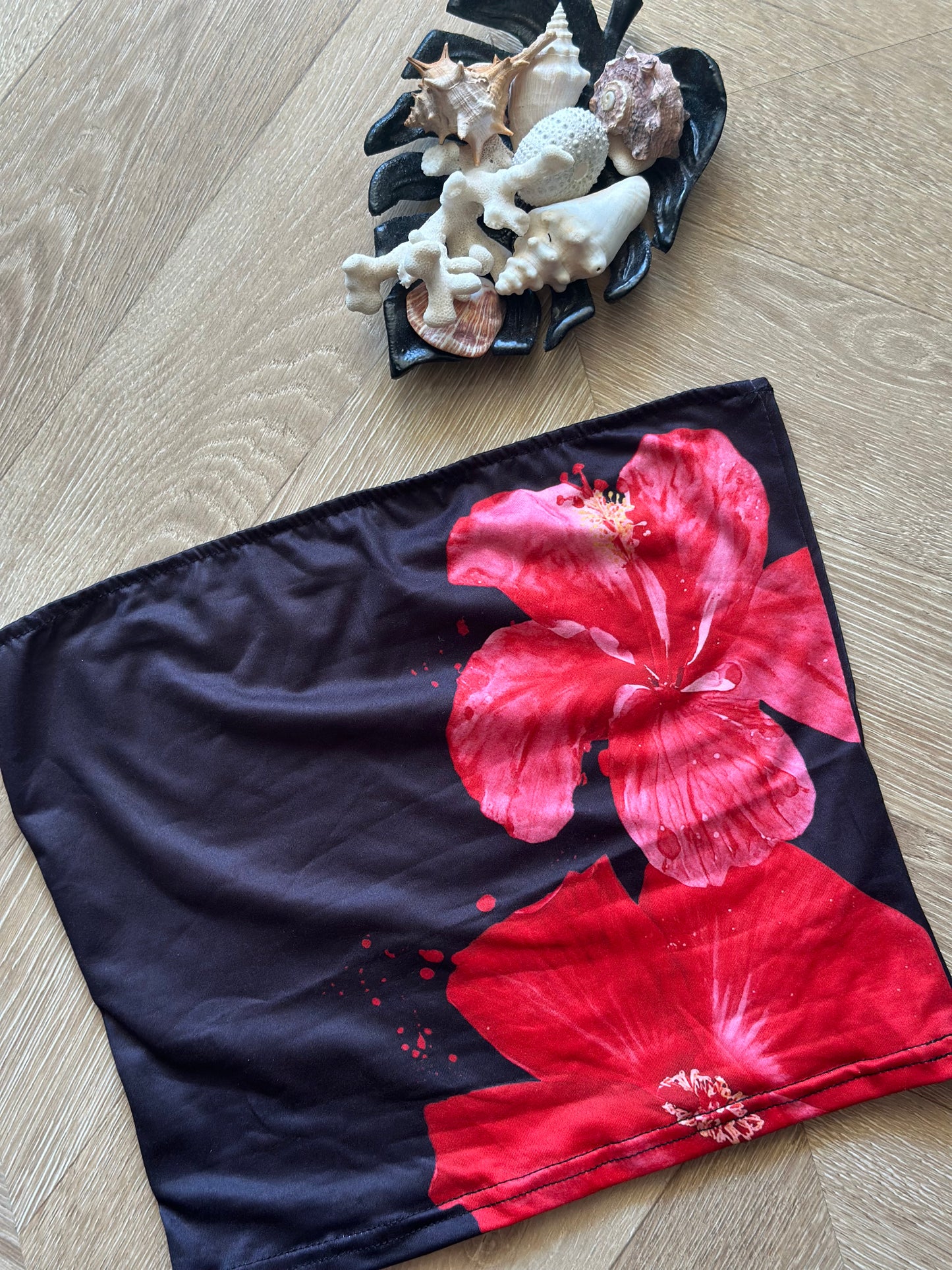 Top bustier imprimé floral noir rouge et rose – Taille S neuf