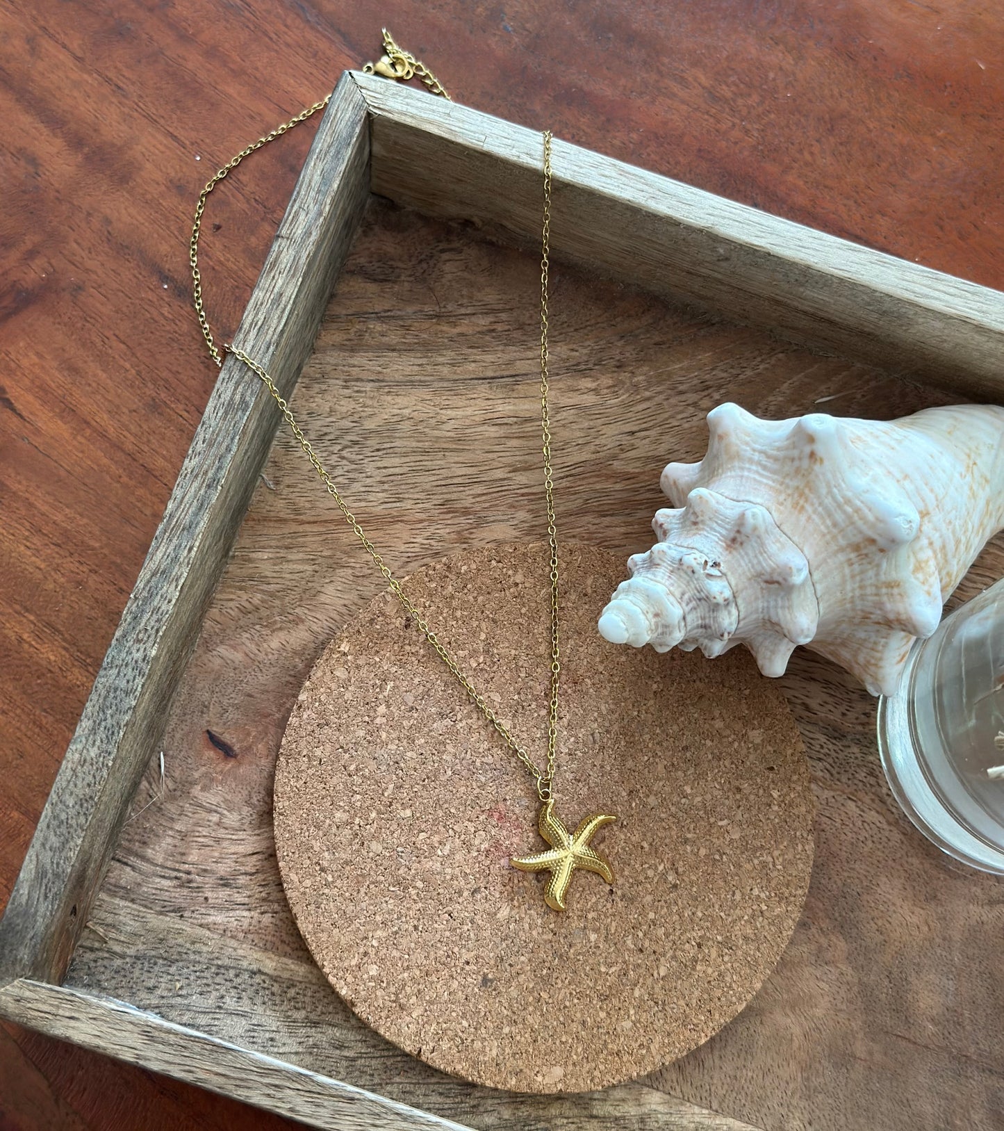Collier doré étoile de mer – Acier inoxydable, neuf