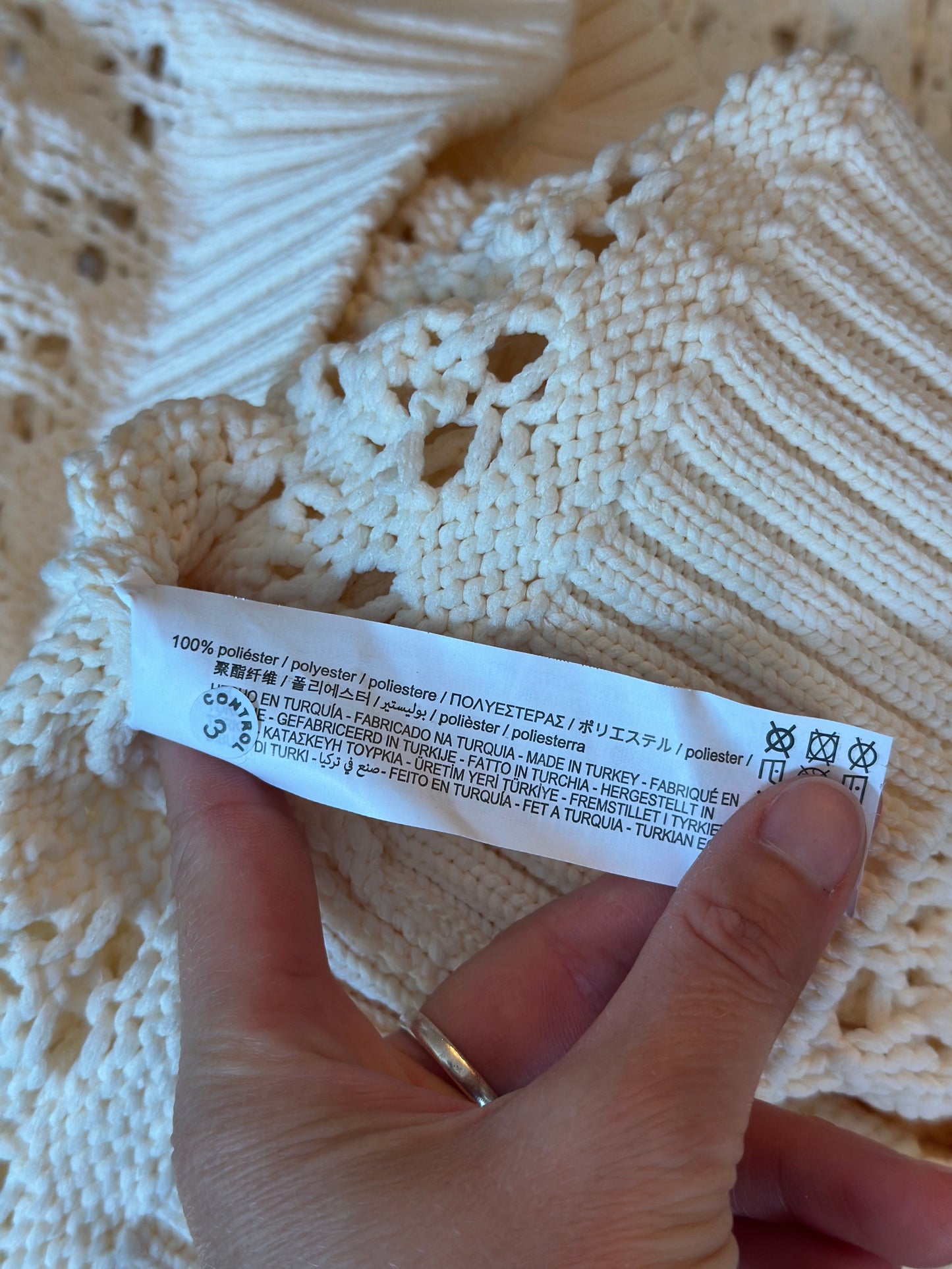 Pull ajouré crème neuf T.34/36