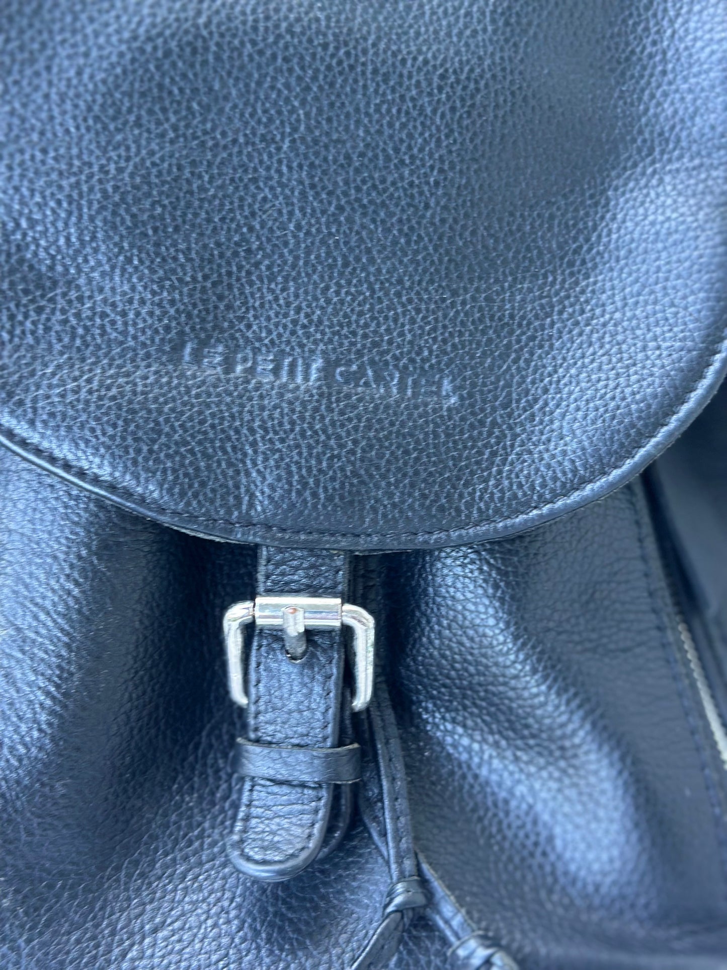 Sac à dos en cuir noir “Le Petit Cartel”