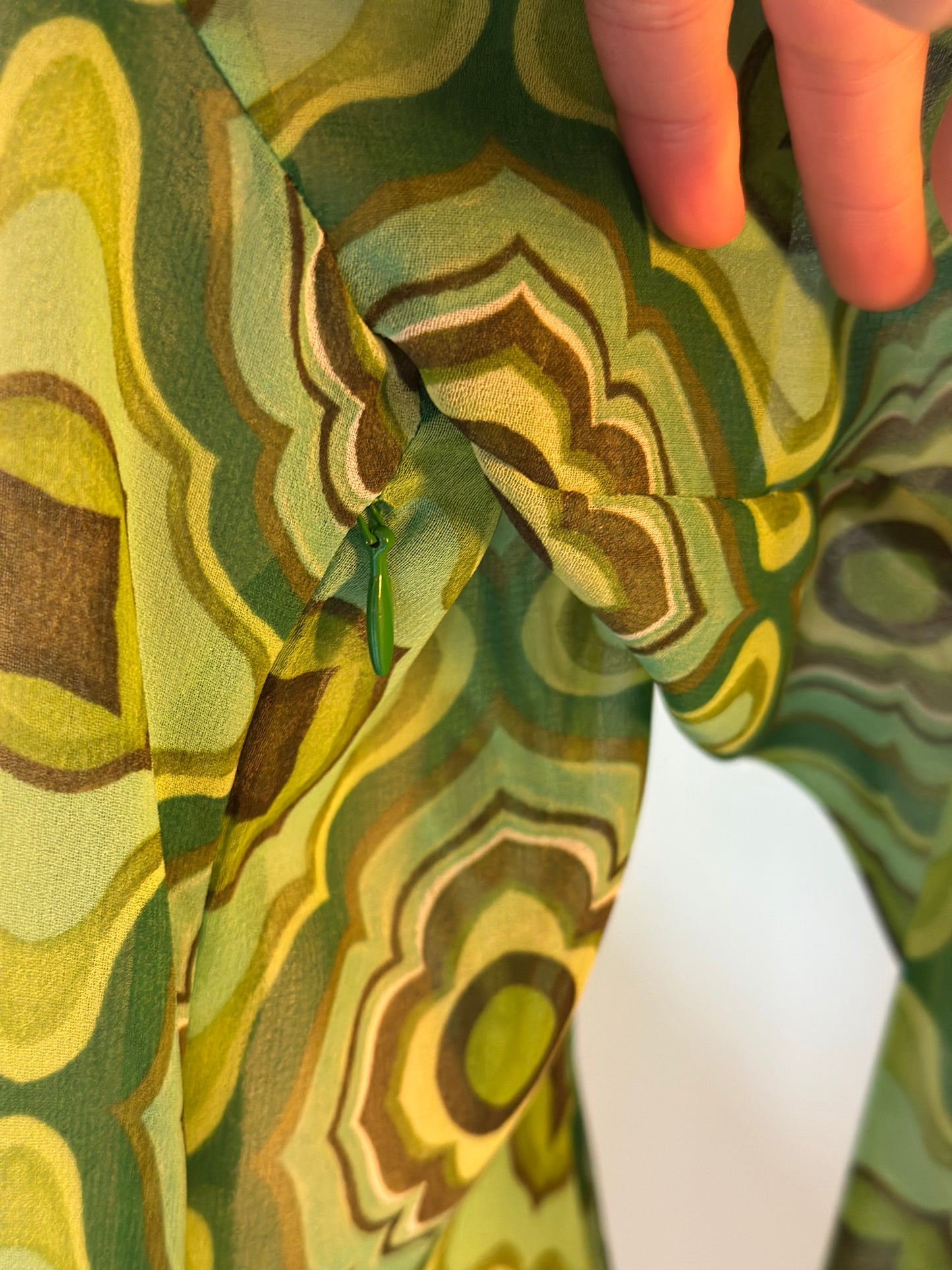 Blouse fluide à motifs rétro verts - T.40