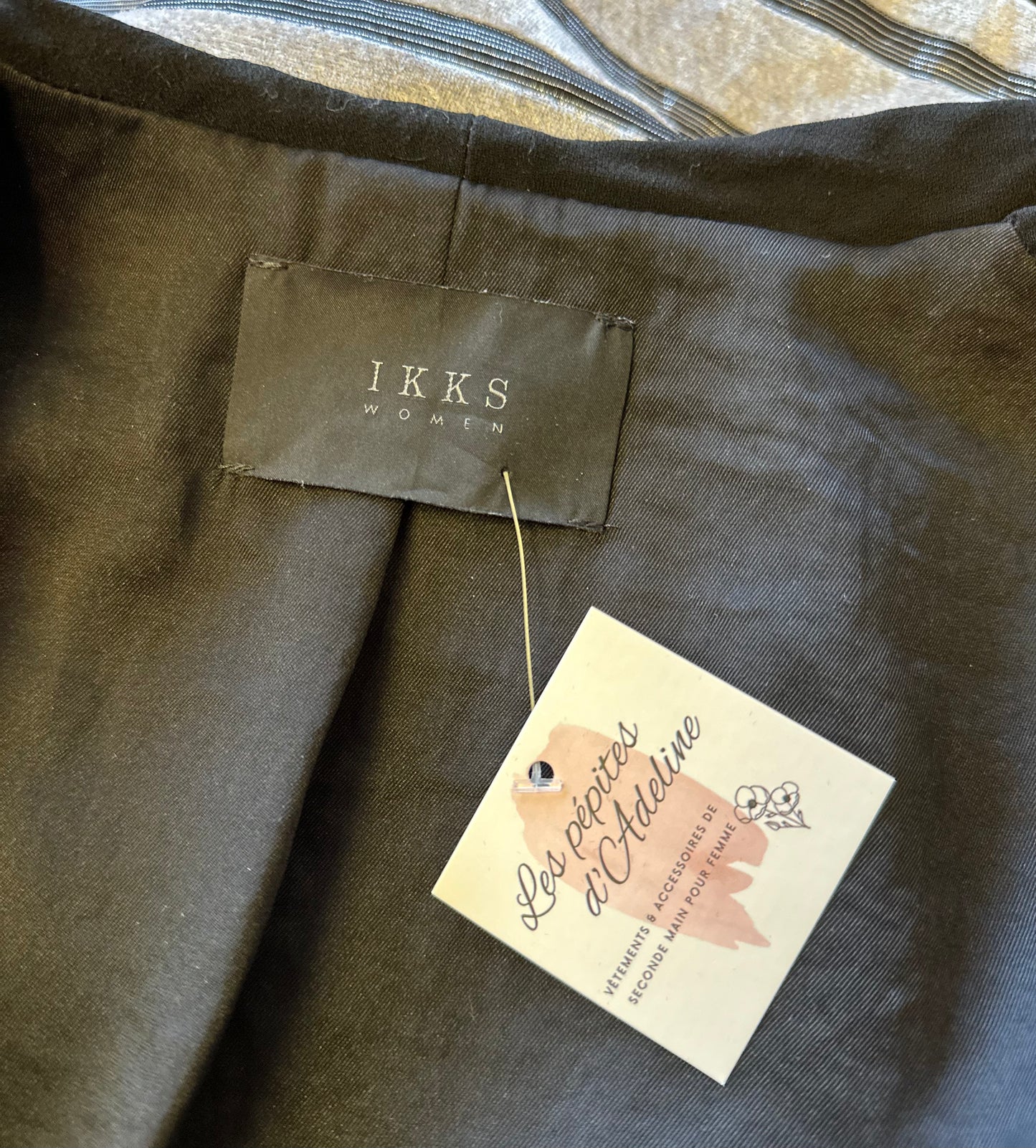 Veste de blazer en velours, rayures noires et grises argentées, T.38