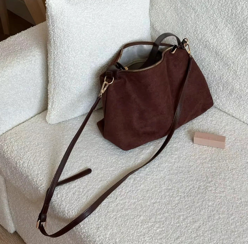 Sac marron suédine et similicuir détails dorés
