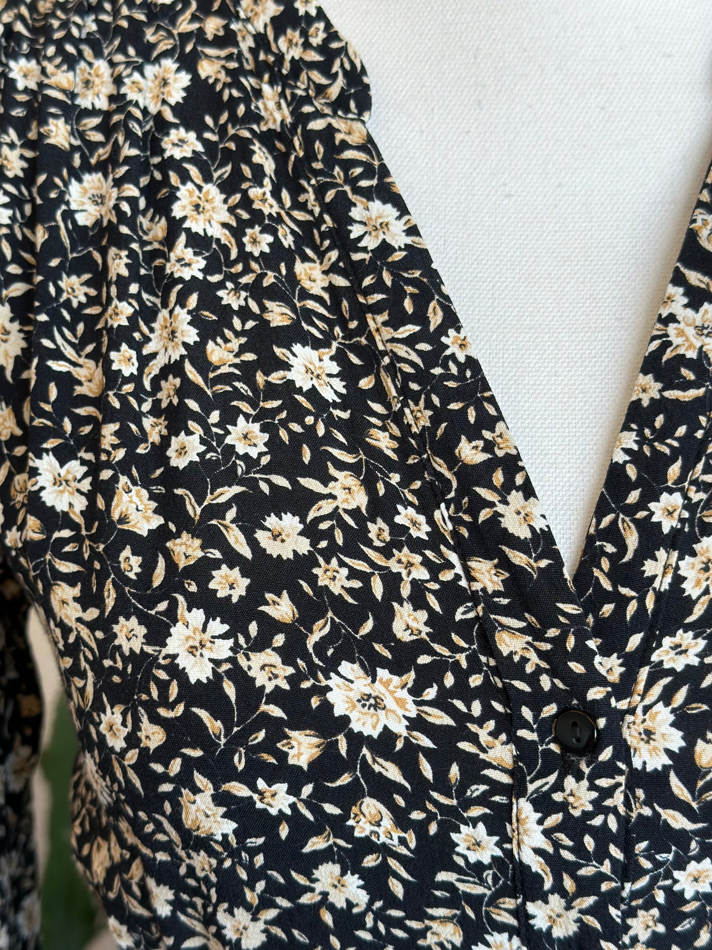 Robe mi-longue imprimée à motif fleuri, T.36