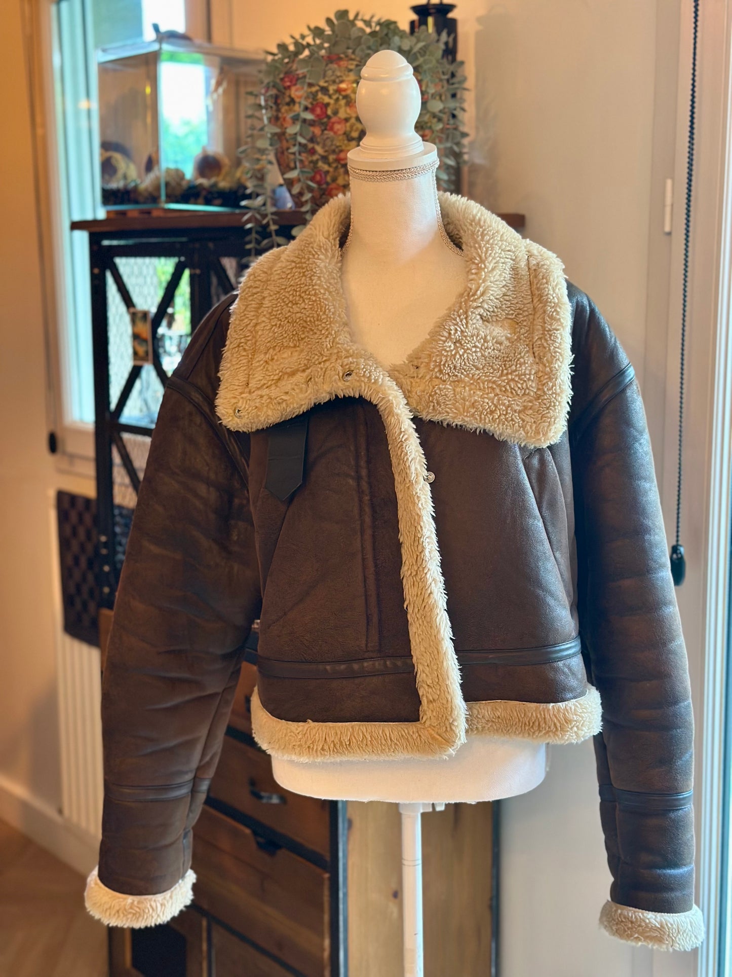 Blouson aviateur marron doublé effet mouton T.38