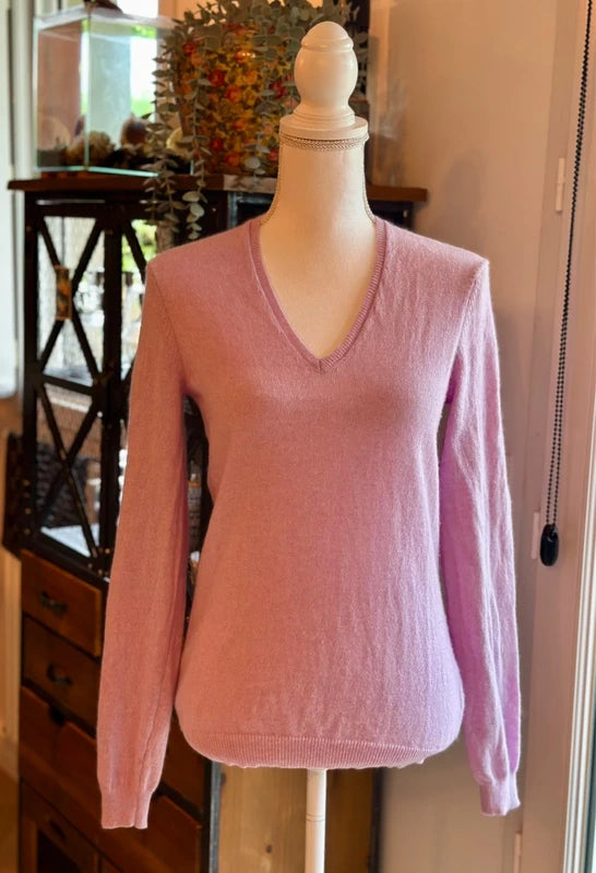 Pull rose clair col V en cachemire T.34