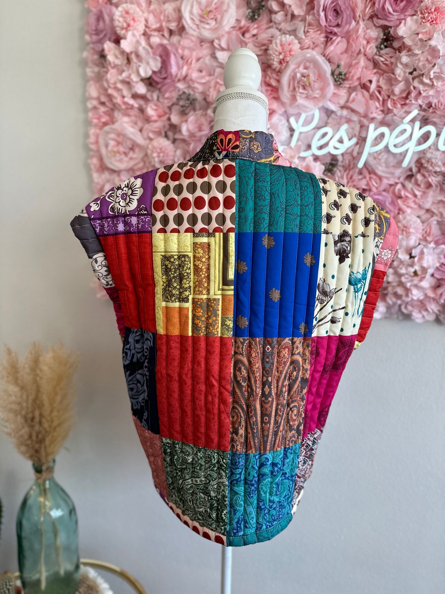 Gilet sans manches matelassé, patchwork coloré, T.U
