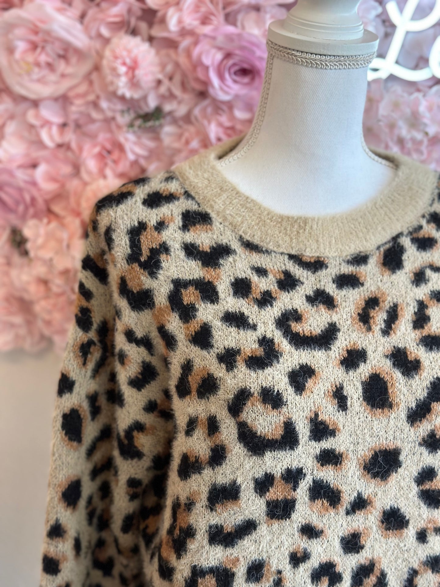 Pull doux à motifs léopard T.34