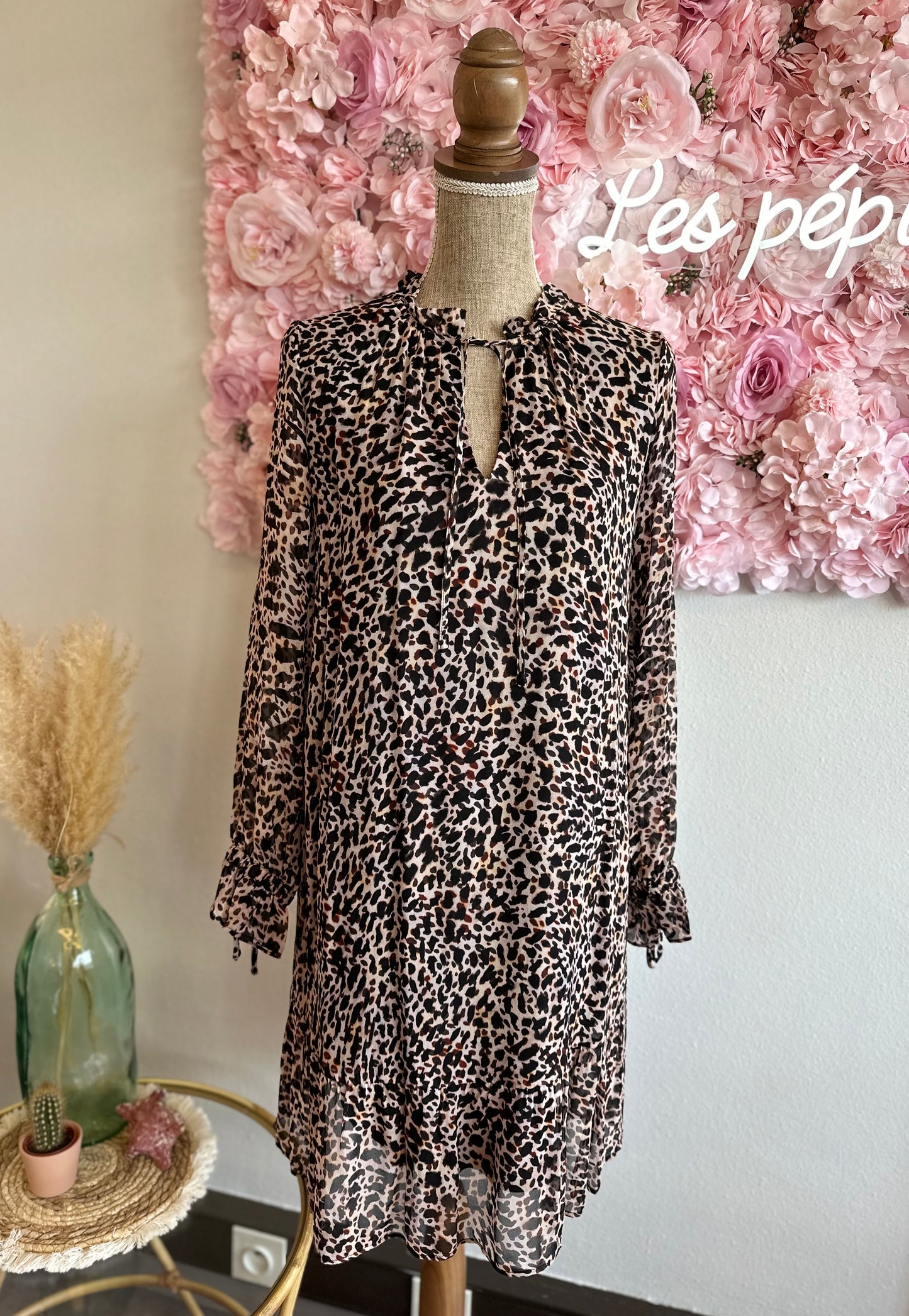 Robe fluide imprimée façon léopard T.34/36