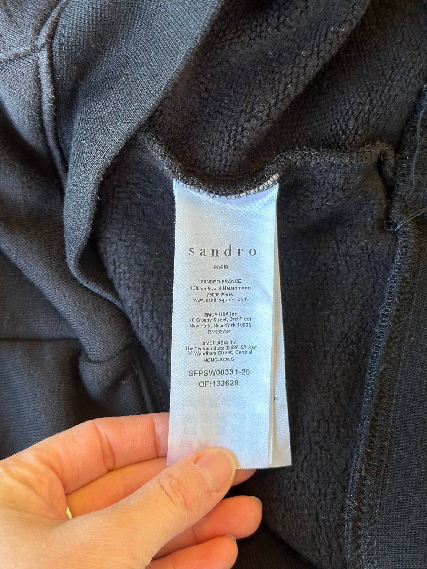 Sweat noir à capuche avec patch Sandro argenté, T.36
