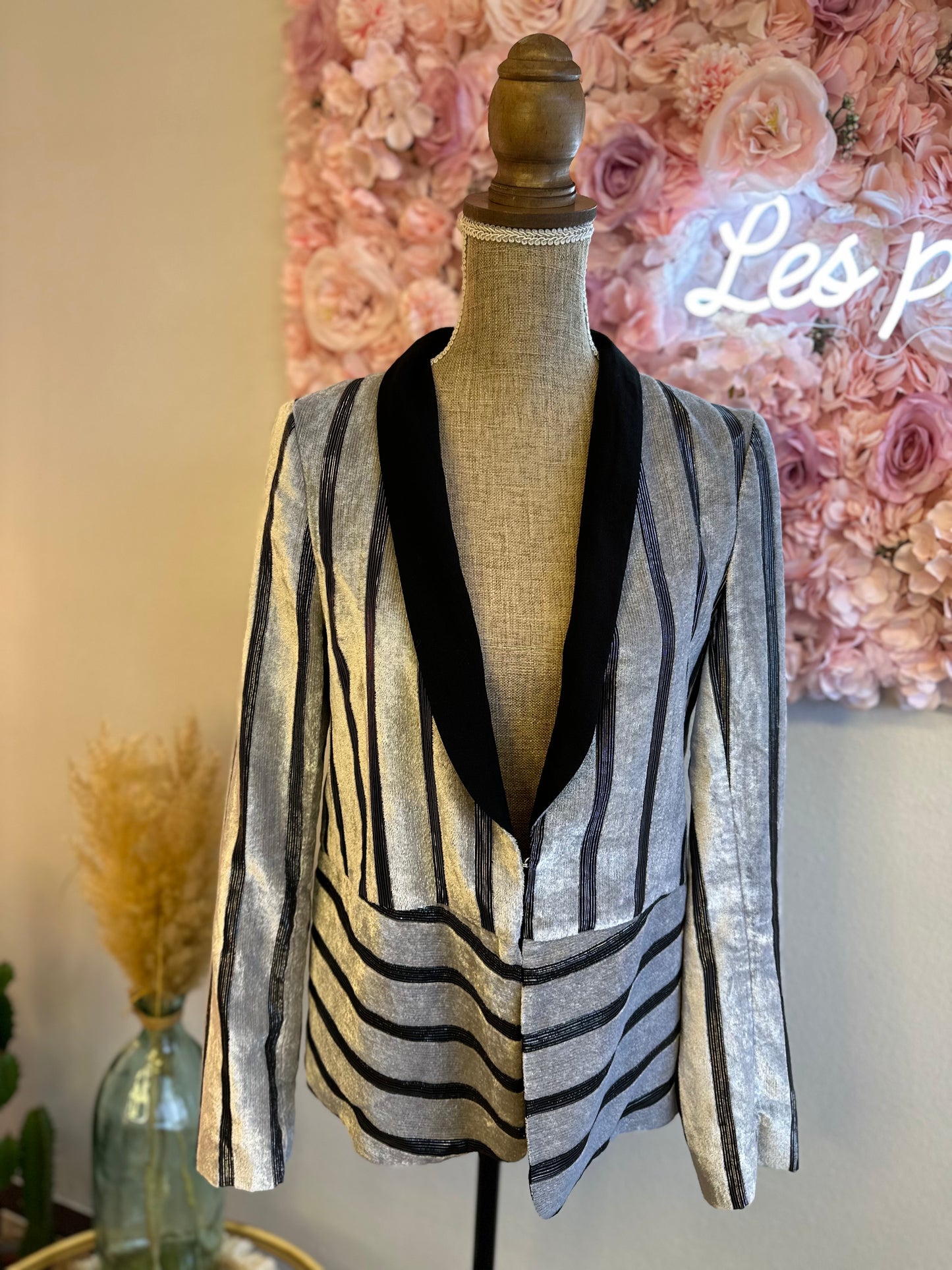 Veste de blazer en velours, rayures noires et grises argentées, T.38