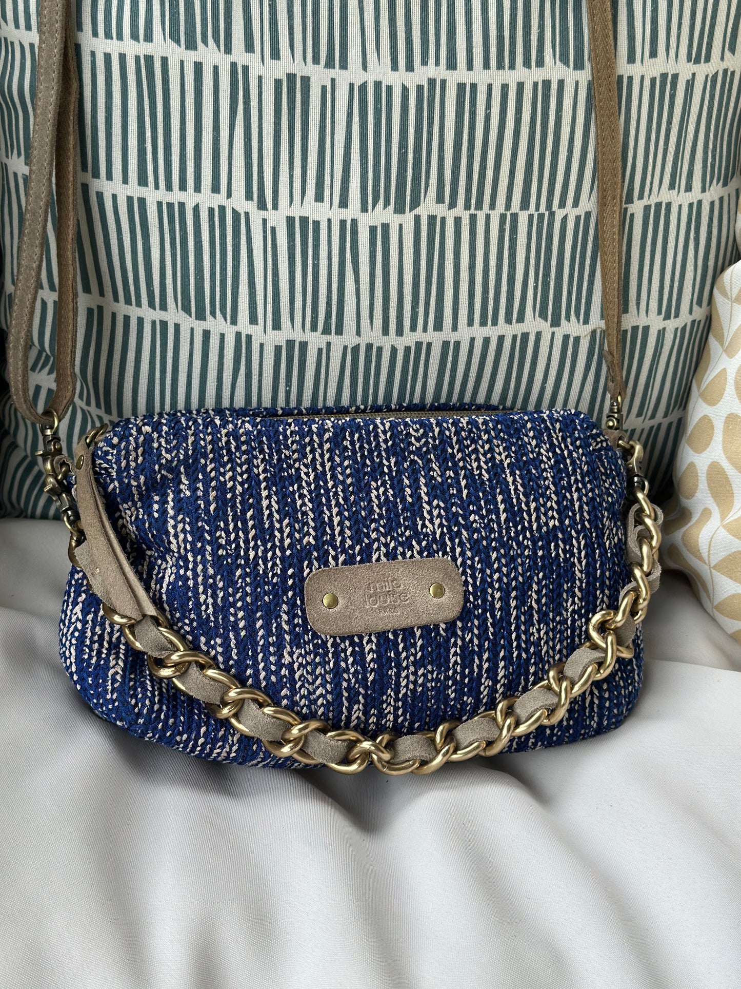 Sac en cuir bleu modèle “Mama” avec double bandoulière