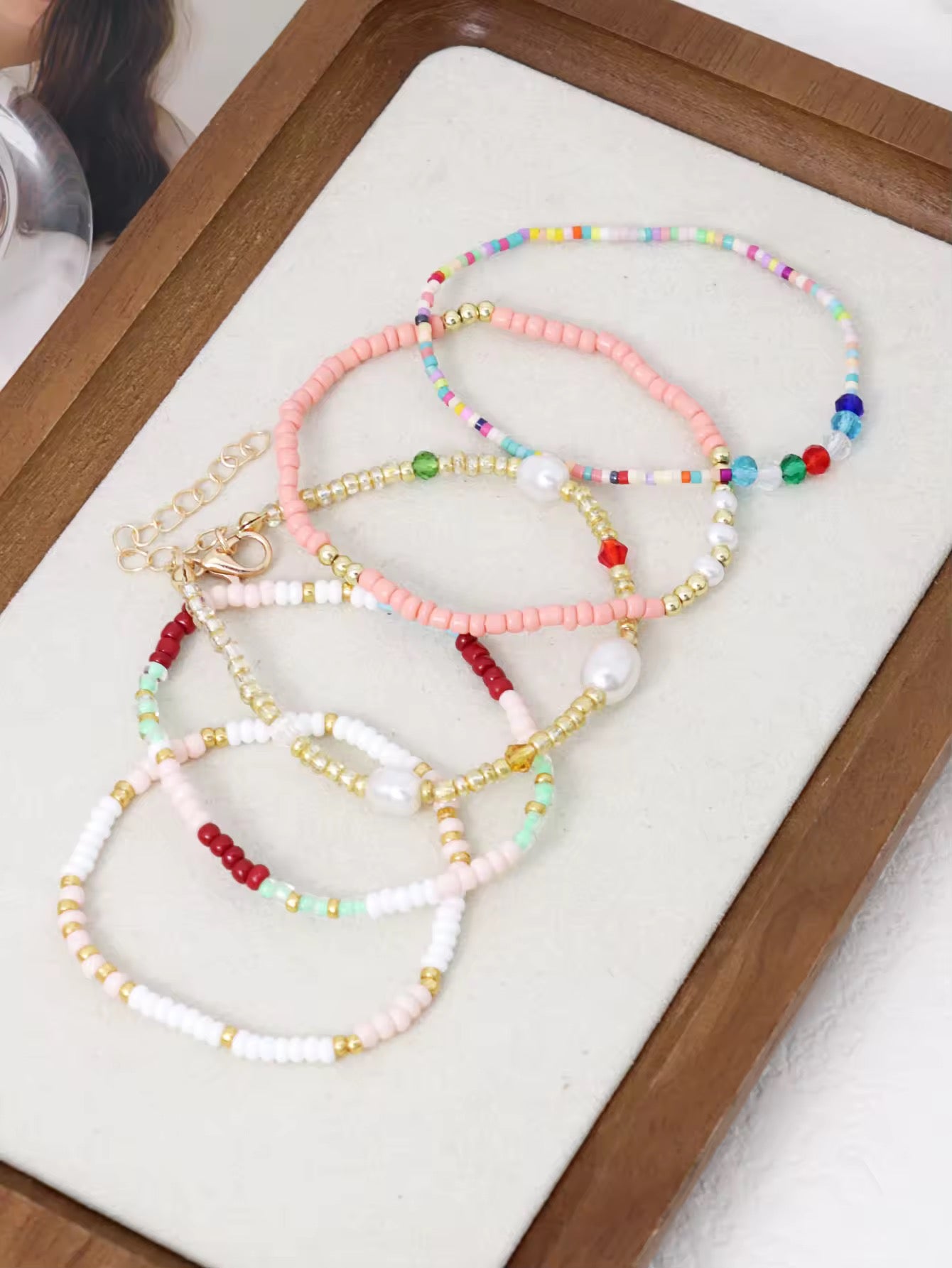 Lot de 6 bracelets perles – avec perles d’eau douce naturelles – Neufs