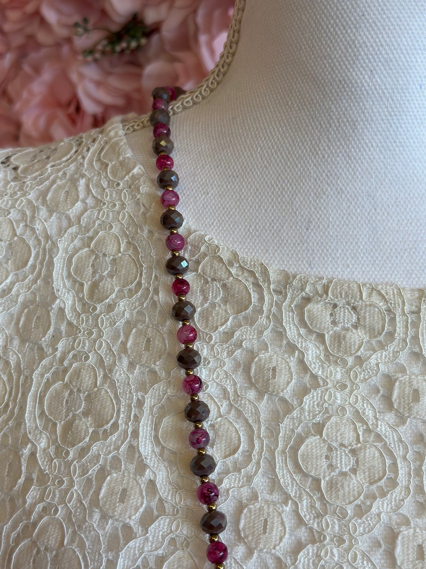 Collier sautoir perles rose fuchsia