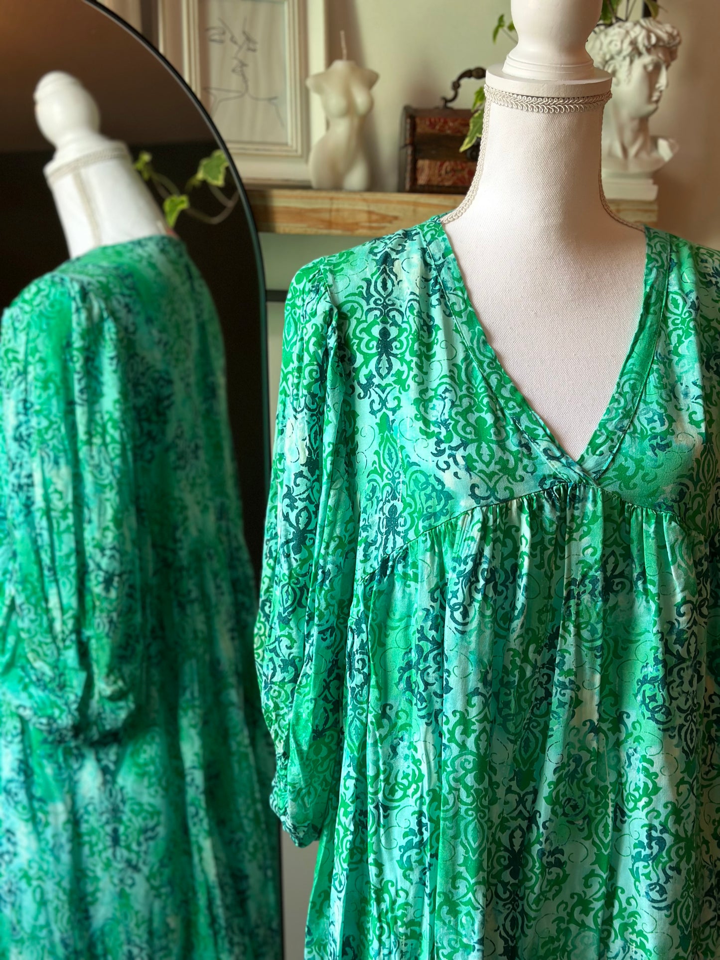 Robe fluide verte à motifs T.36/38
