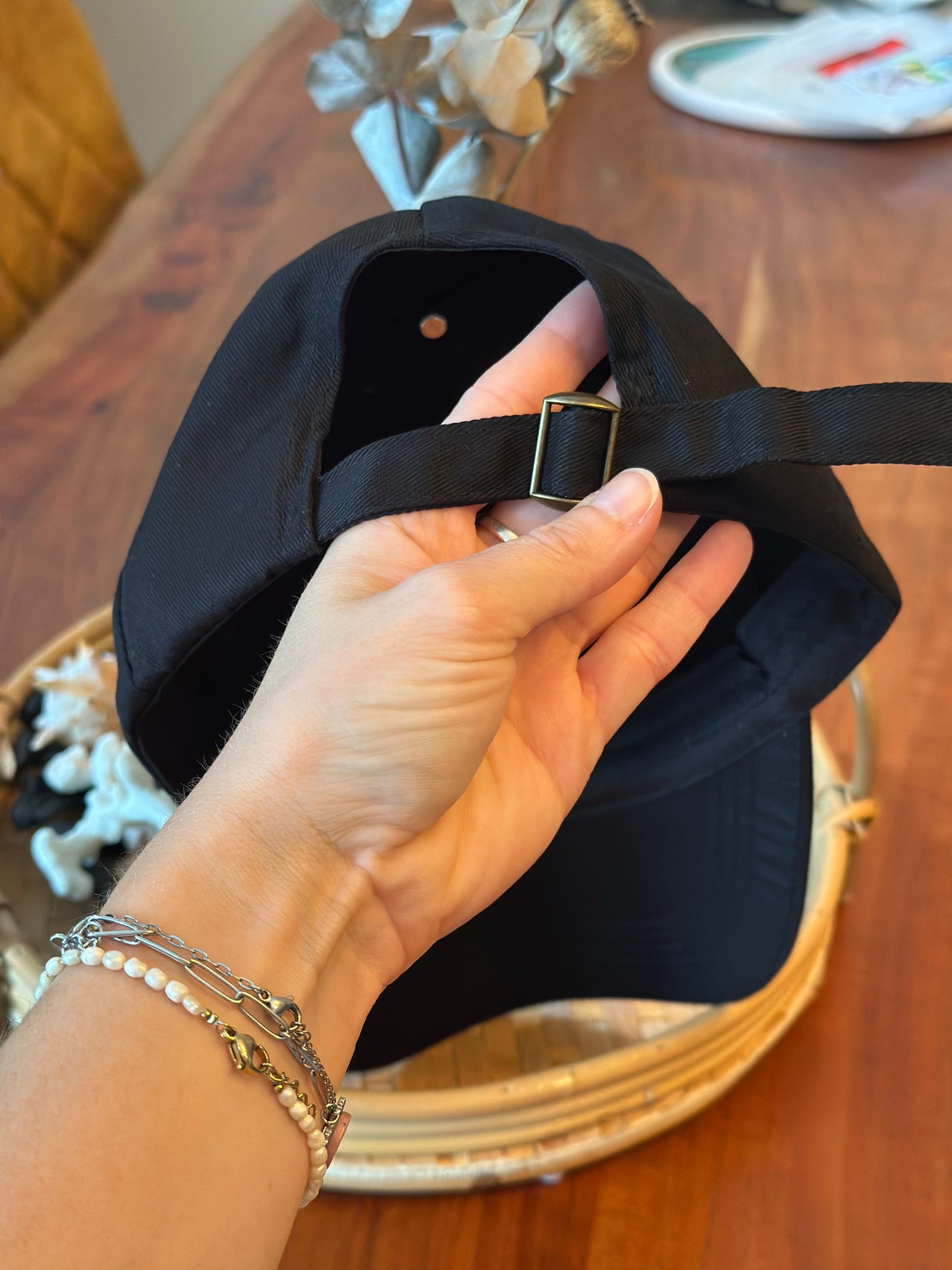 Casquette noire cœur brodé rose – Neuve
