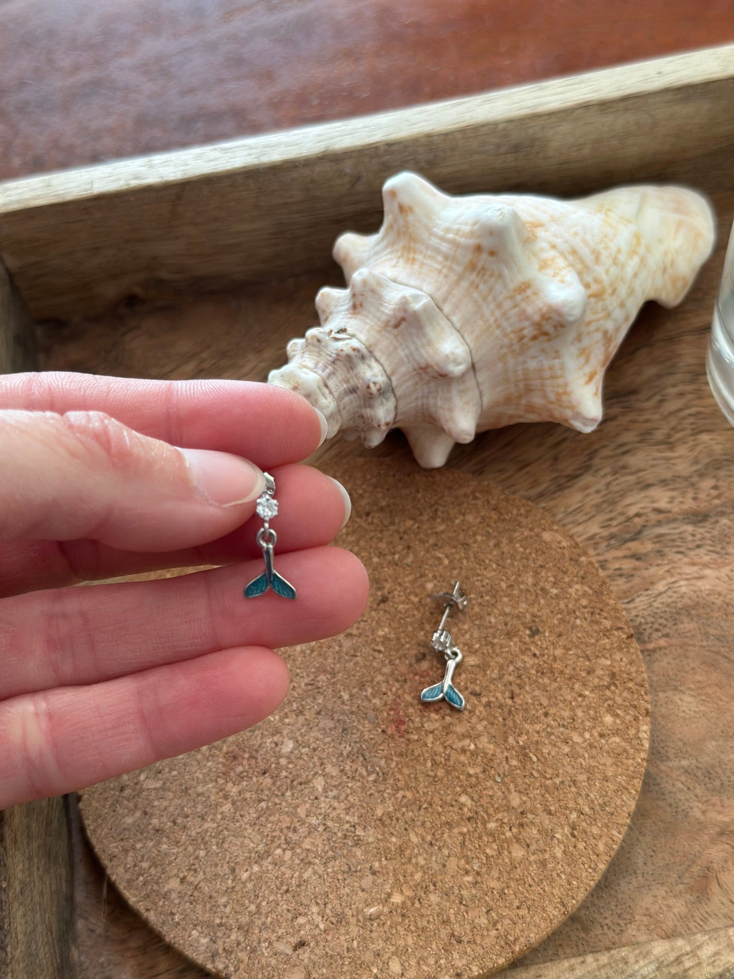 Boucles d’oreilles pendantes sirène – argent & bleu – neuves