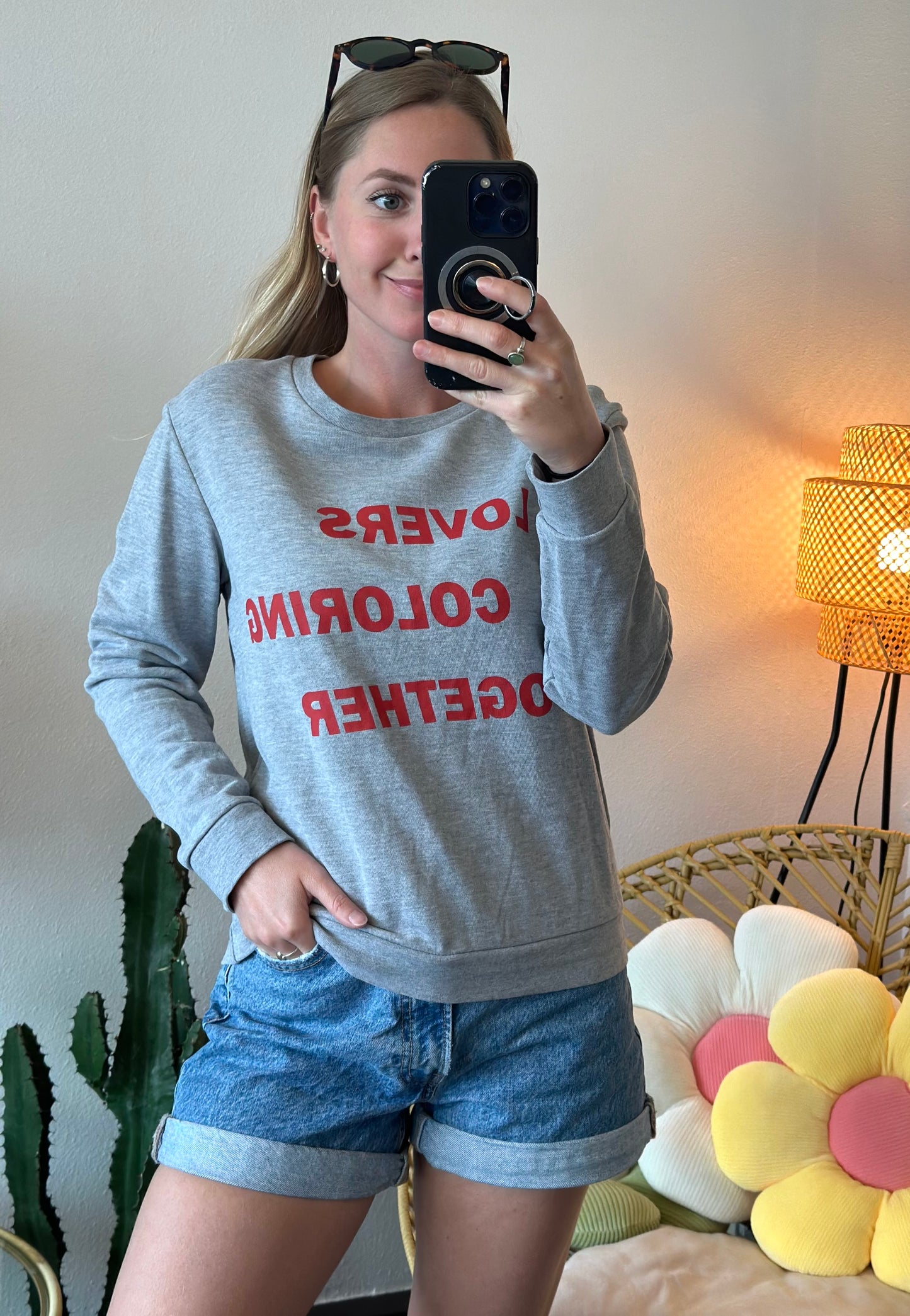 Sweat gris imprimé en rouge, T.34