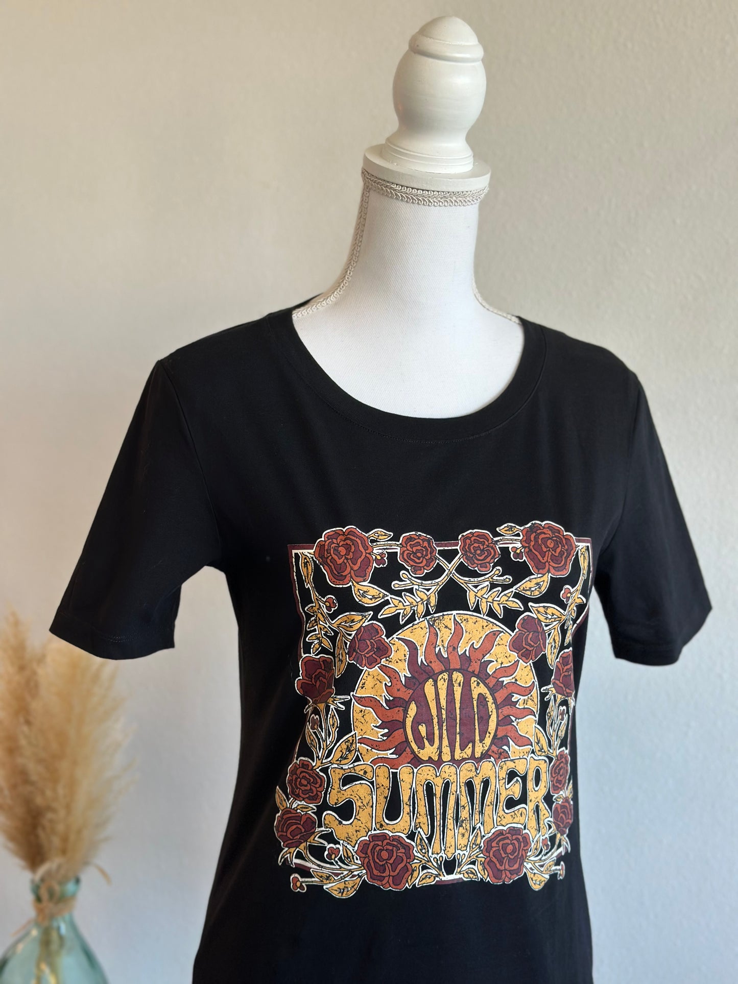 T-shirt noir en coton avec imprimé “Wild Summer”, T36