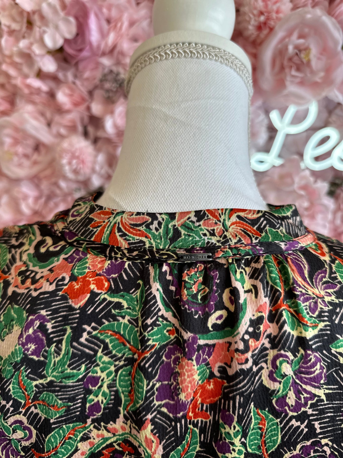 Belle robe fluide et légère à imprimé floral, T.34