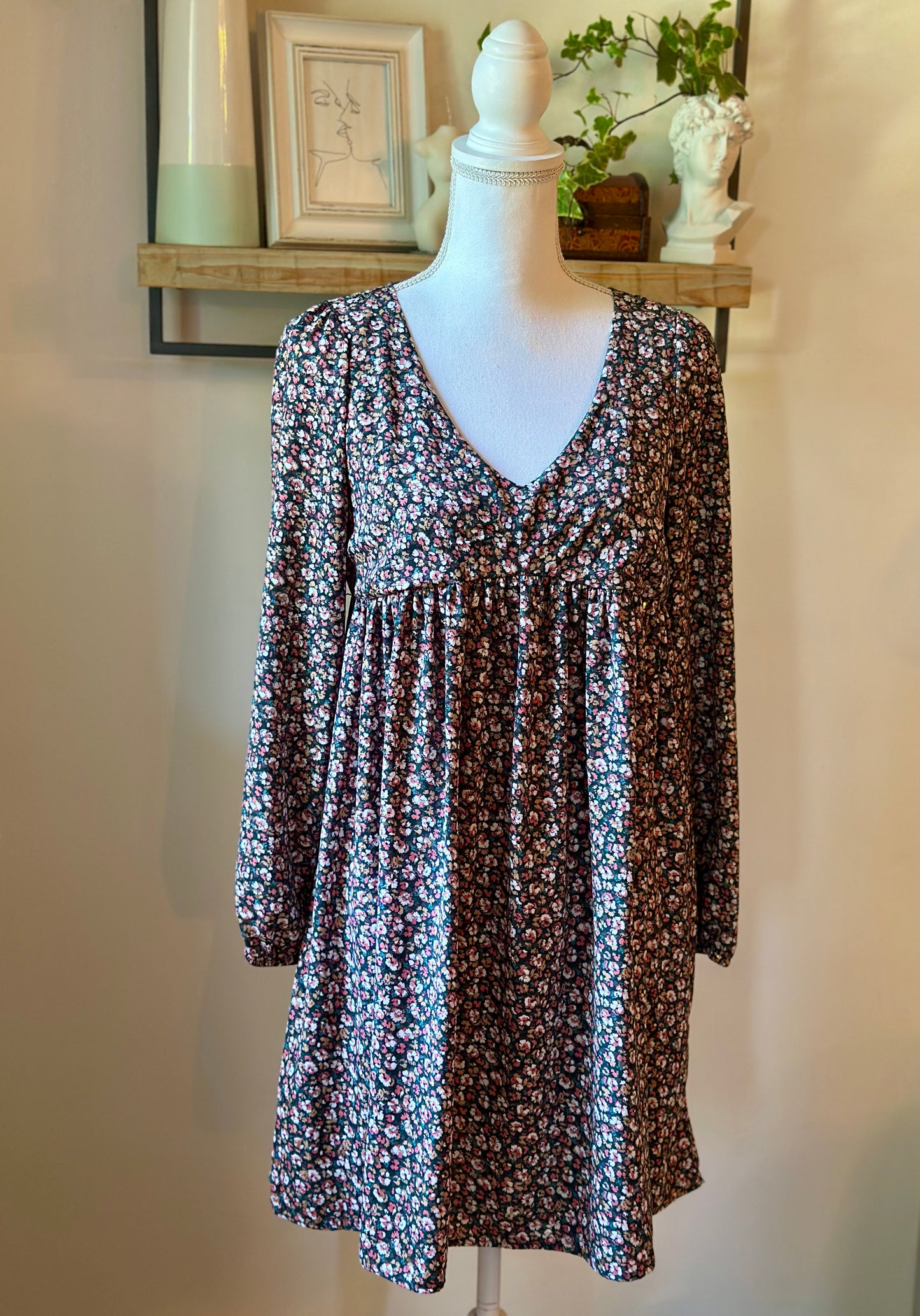 Robe fleurie coupe fluide T.34