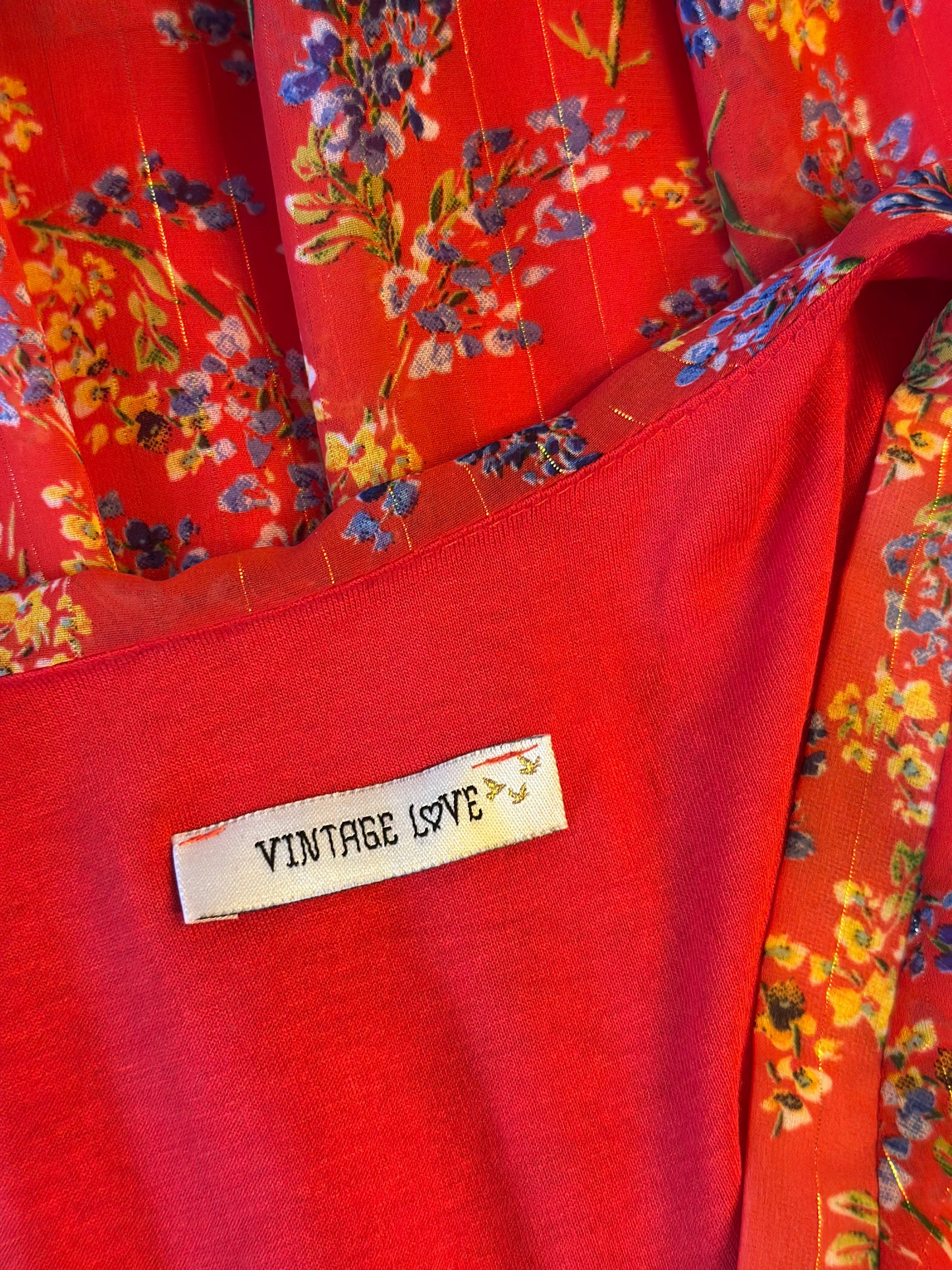 Robe fluide rouge fleurie T.38