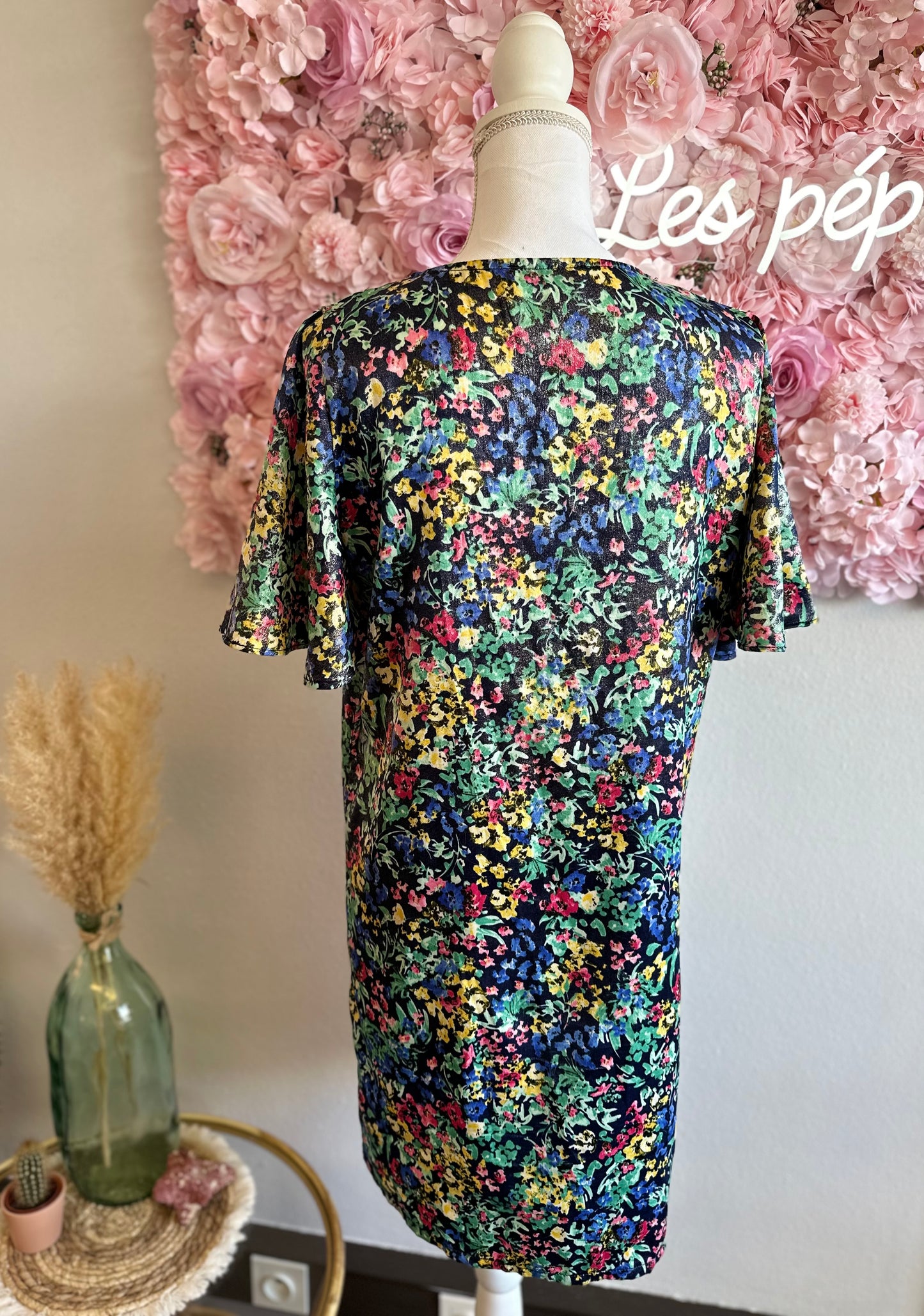 Robe midi à motifs fleuris colorés T.36