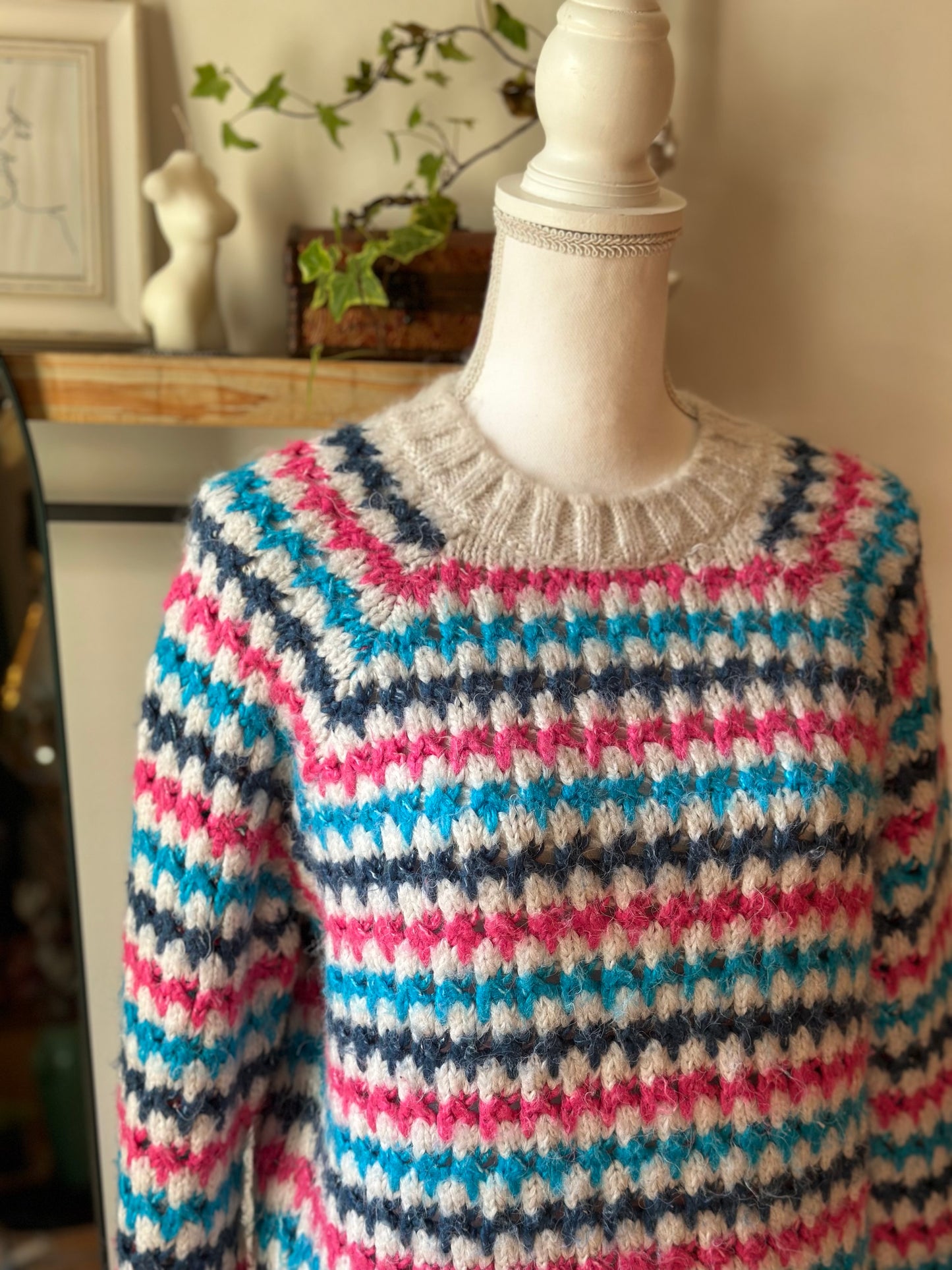 Pull en maille colorée T.36