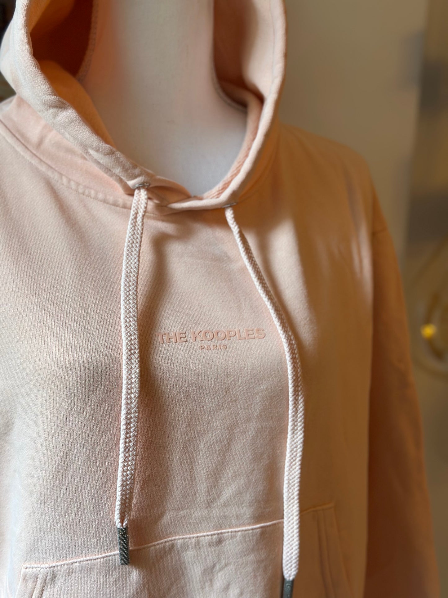 Sweat à capuche abricot T.36
