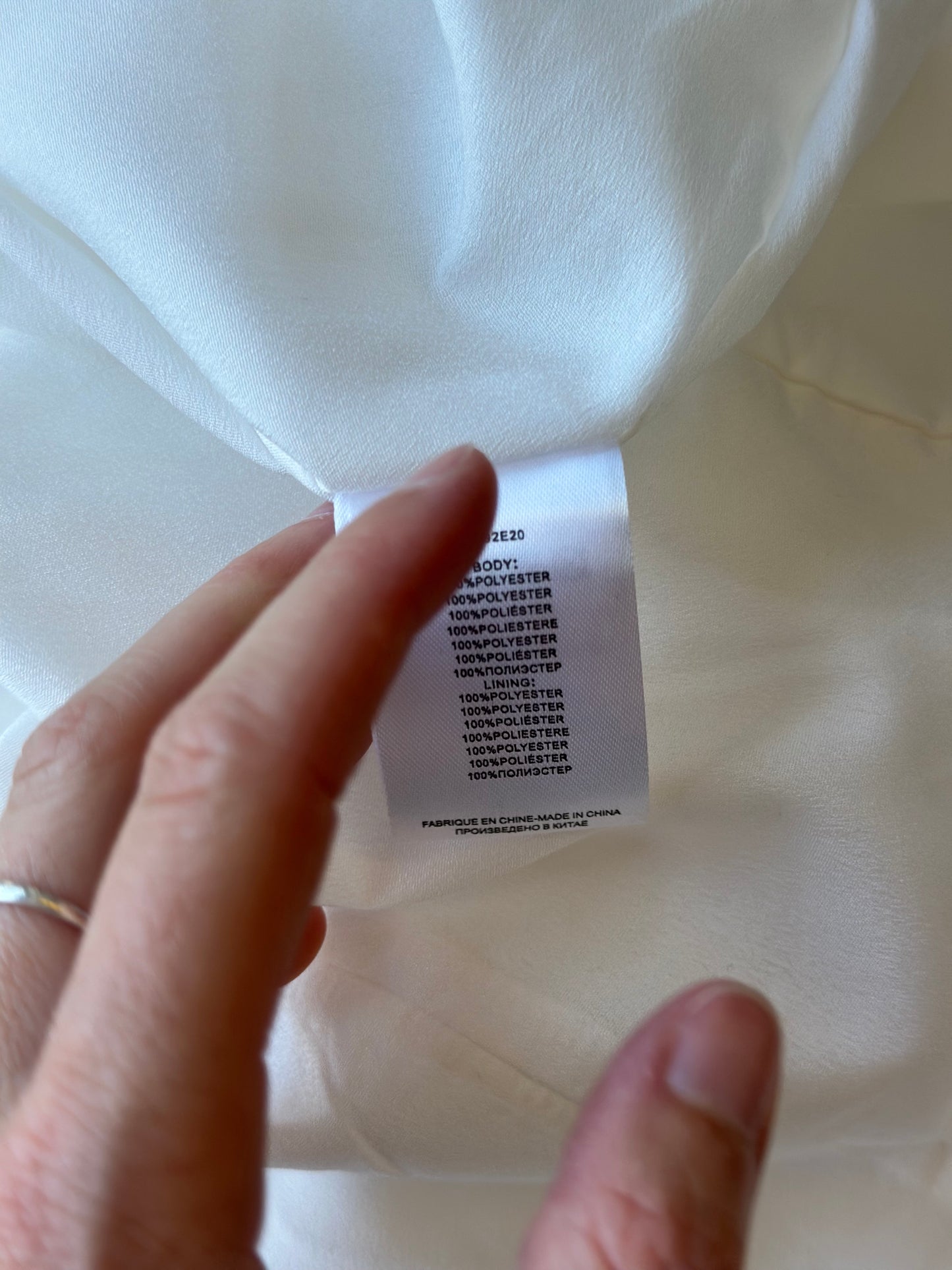Belle robe blanche élégante neuve T.36