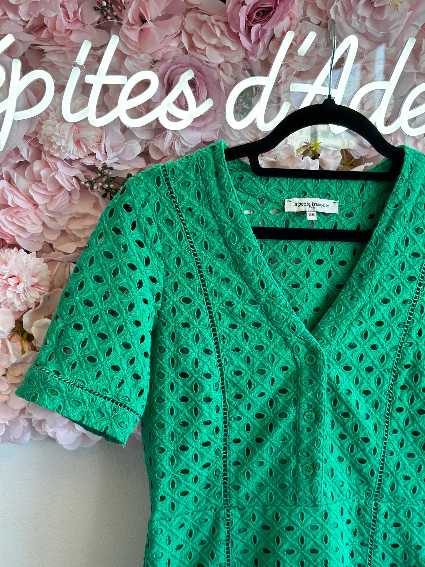 Robe midi verte en broderie anglaise, T.36