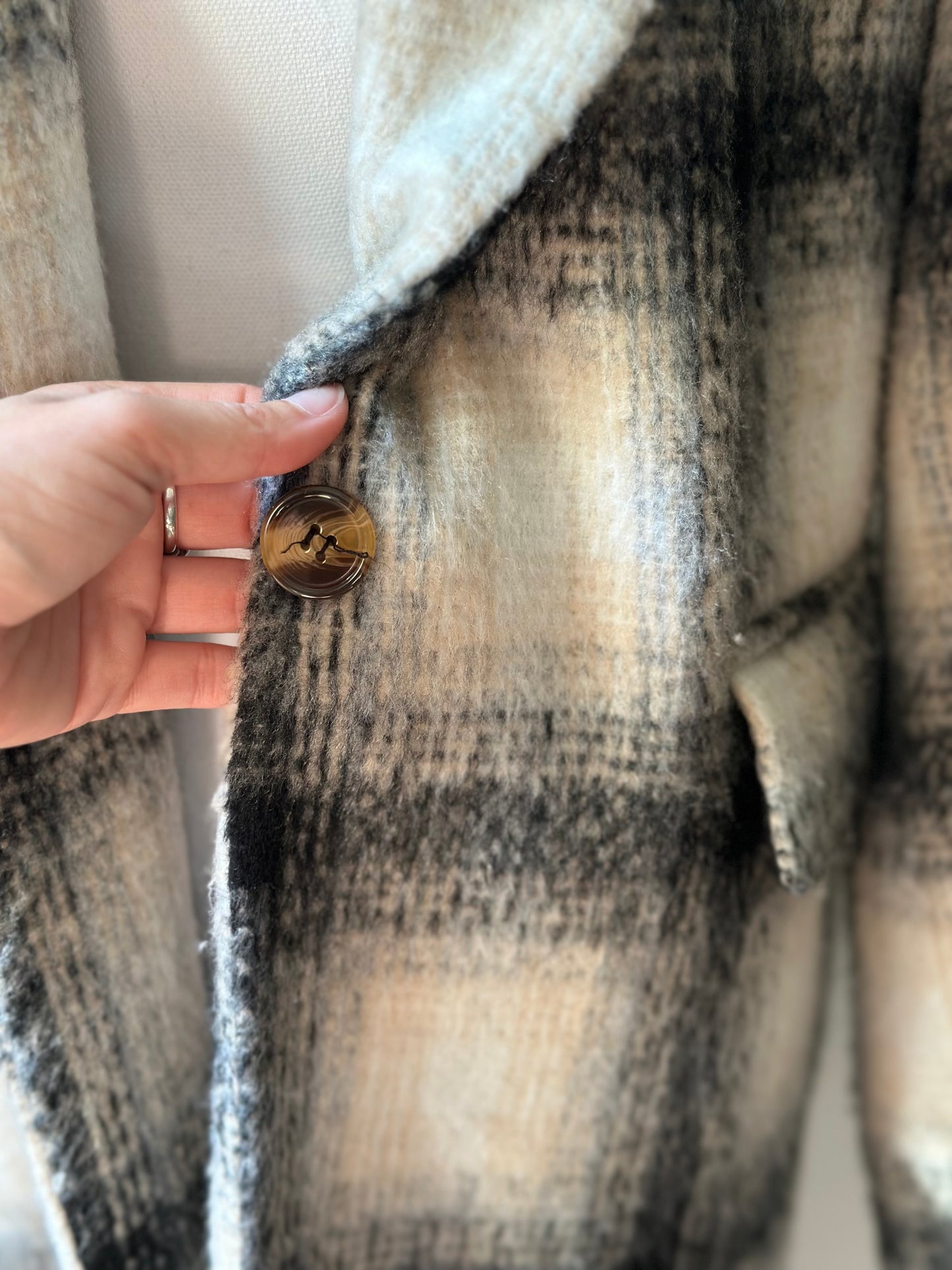 Manteau en laine beige modèle Lamar T.38