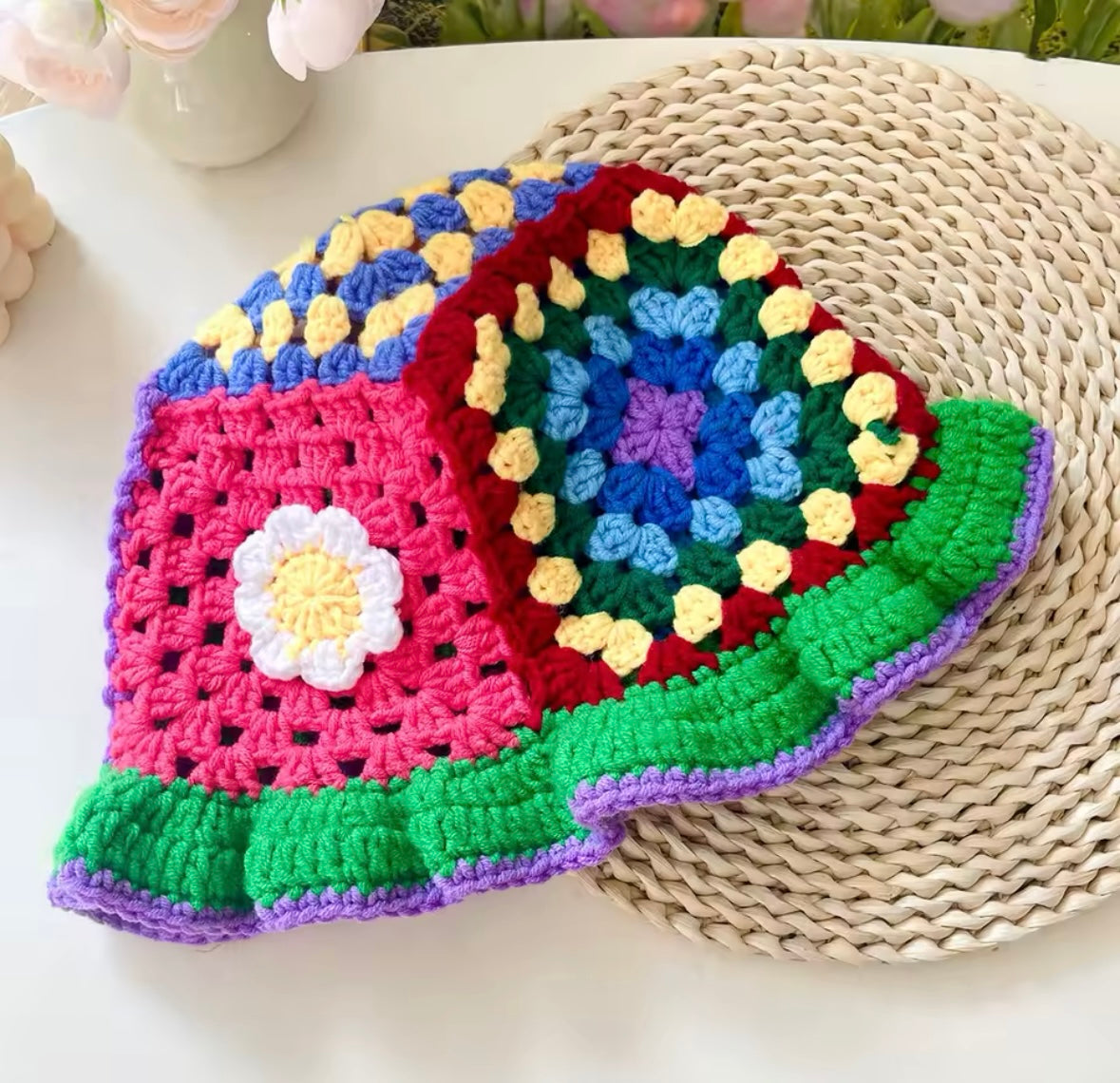 Chapeau bob en crochet aux couleurs vintage
