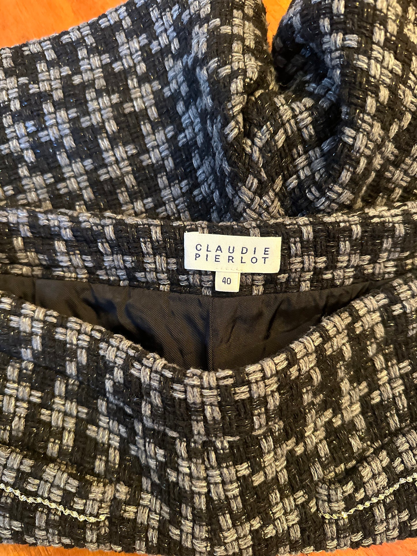 Short en tweed à carreaux T.40