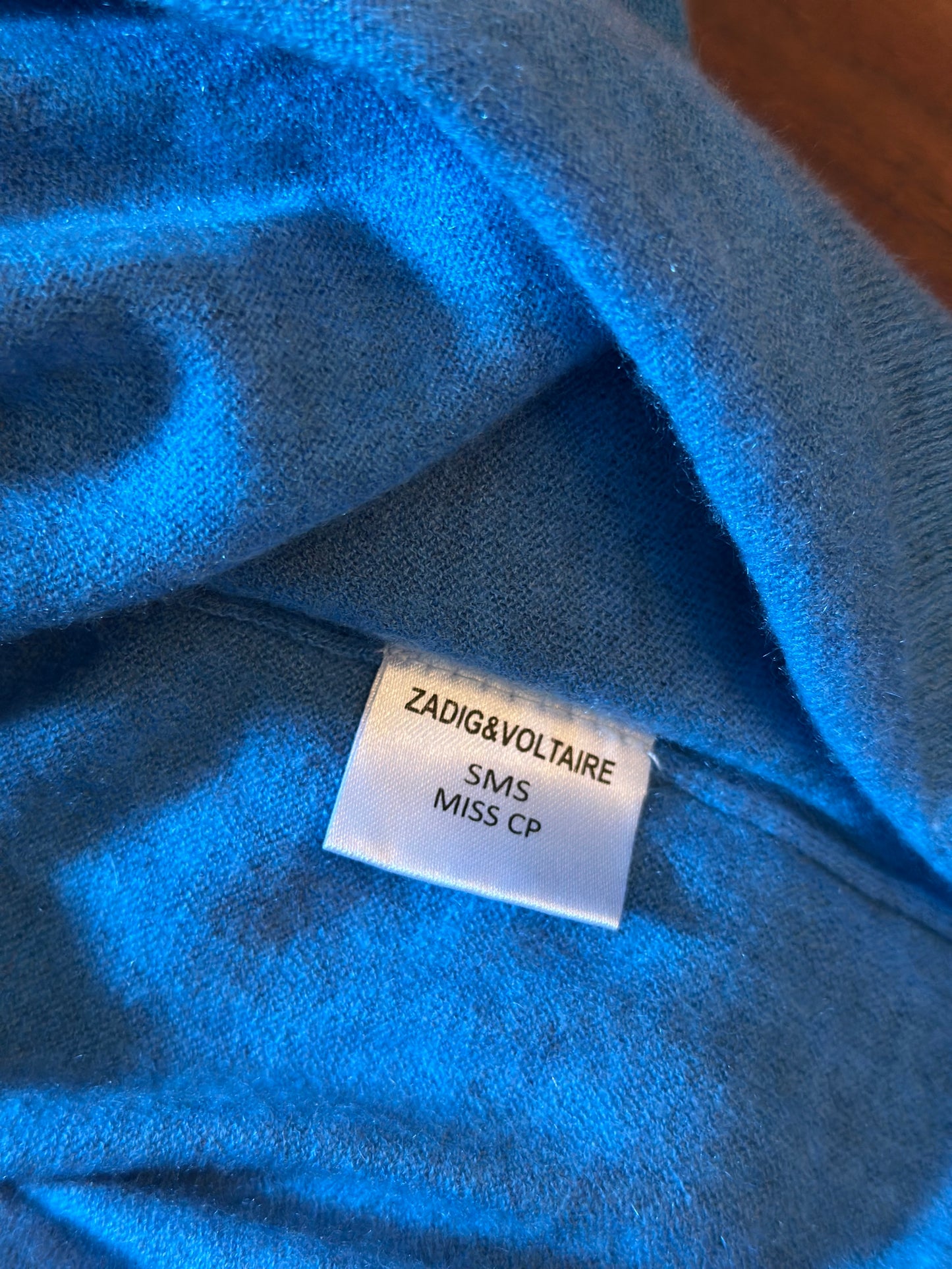 Pull col rond en cachemire bleu modèle miss cp T.36