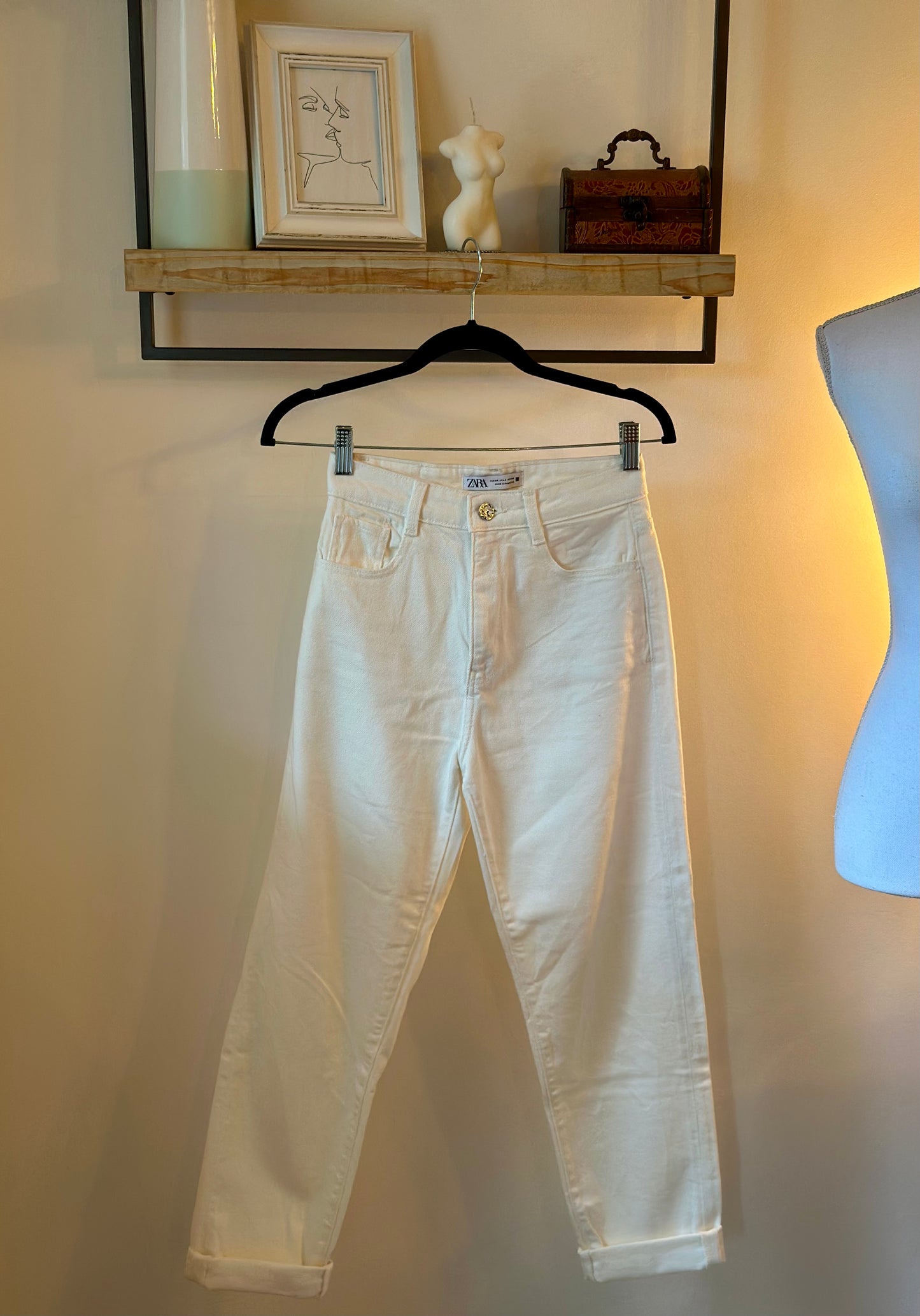 Jean droit blanc écru neuf T.34