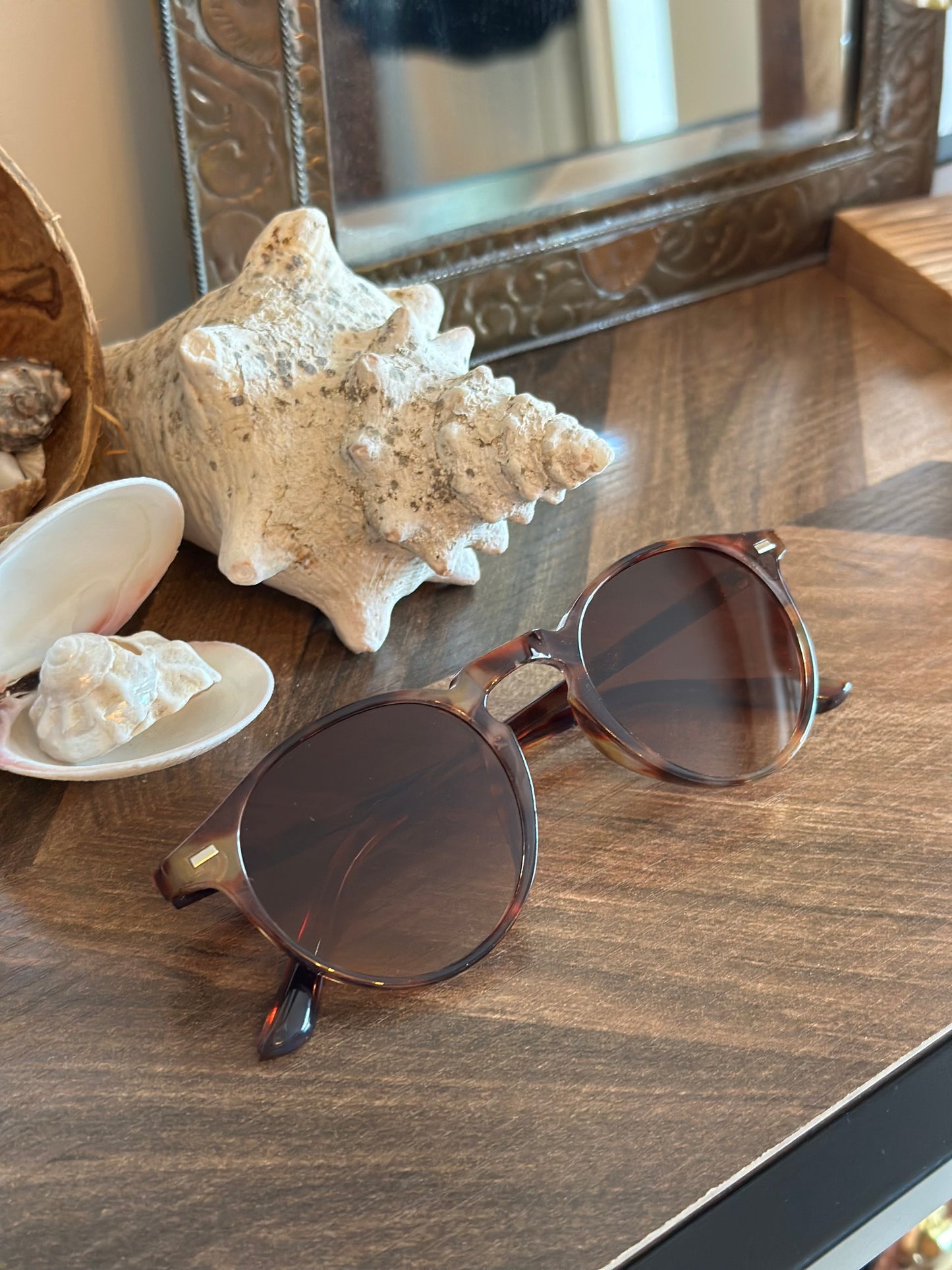 Lunettes de soleil unisexe – monture écaille brun protection UV