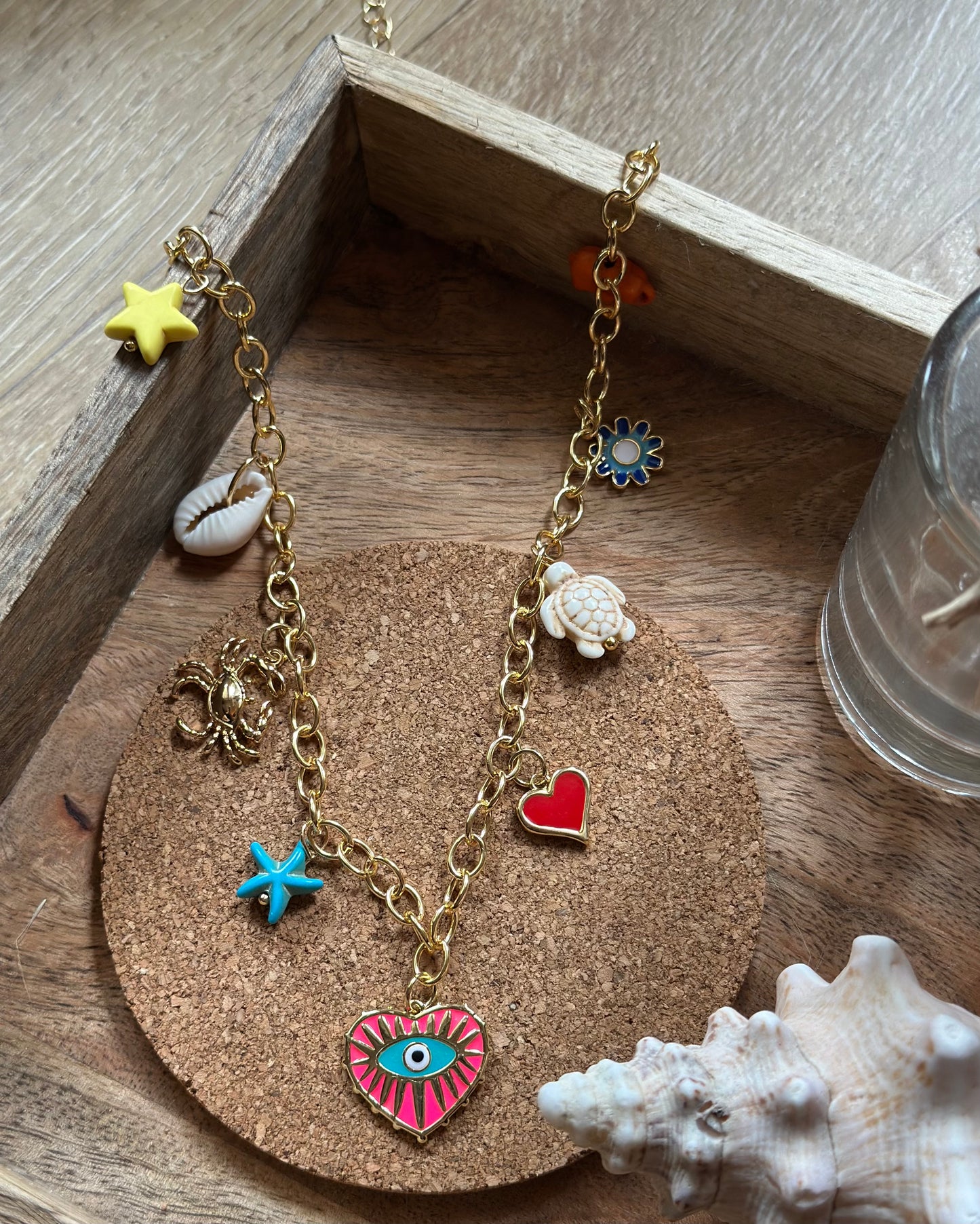 Collier doré acier inoxydable avec pendentifs tendance et colorés
