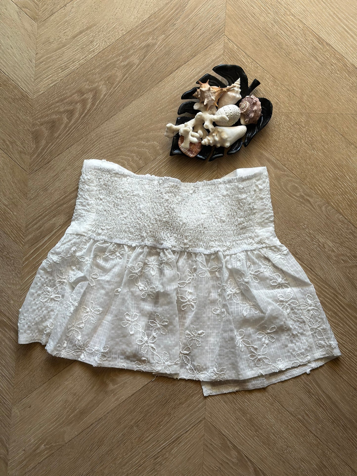 Top bustier broderie florale blanc neuf T.34/36
