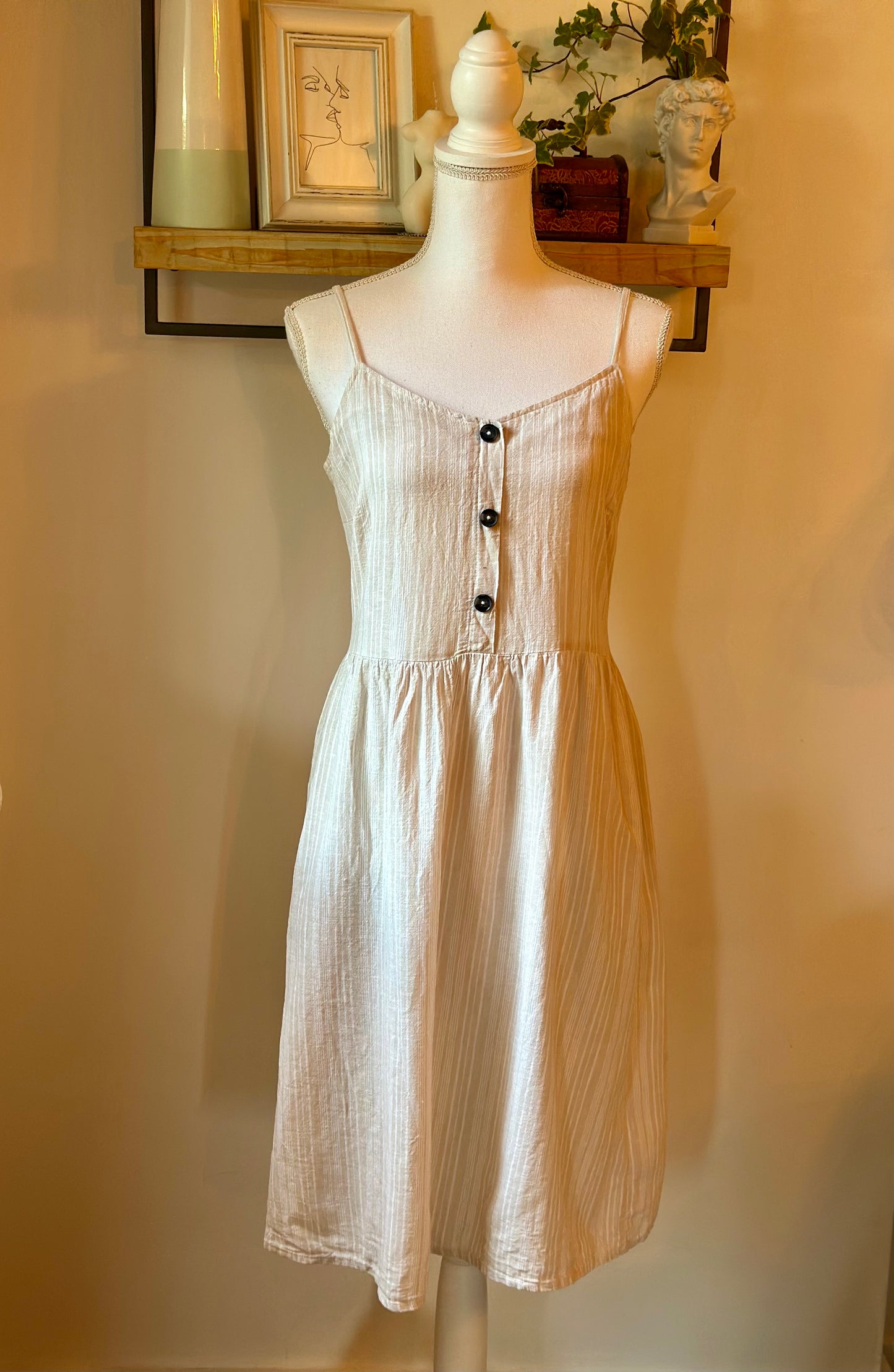 Robe midi à rayures fines beige – en lin T.40