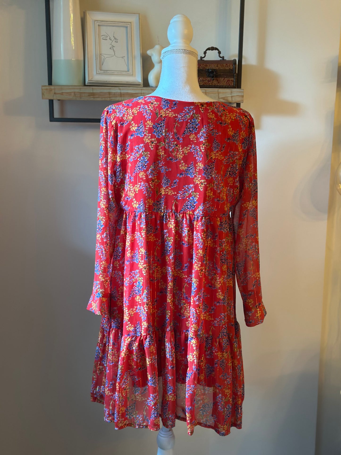 Robe fluide rouge fleurie T.38