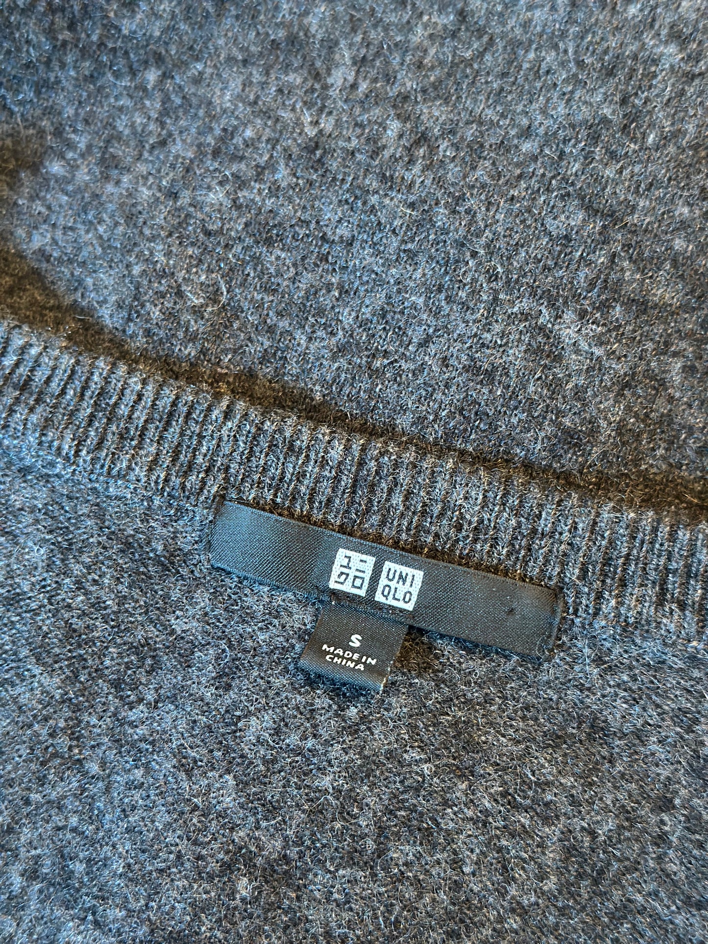 Pull en cachemire gris anthracite T.36