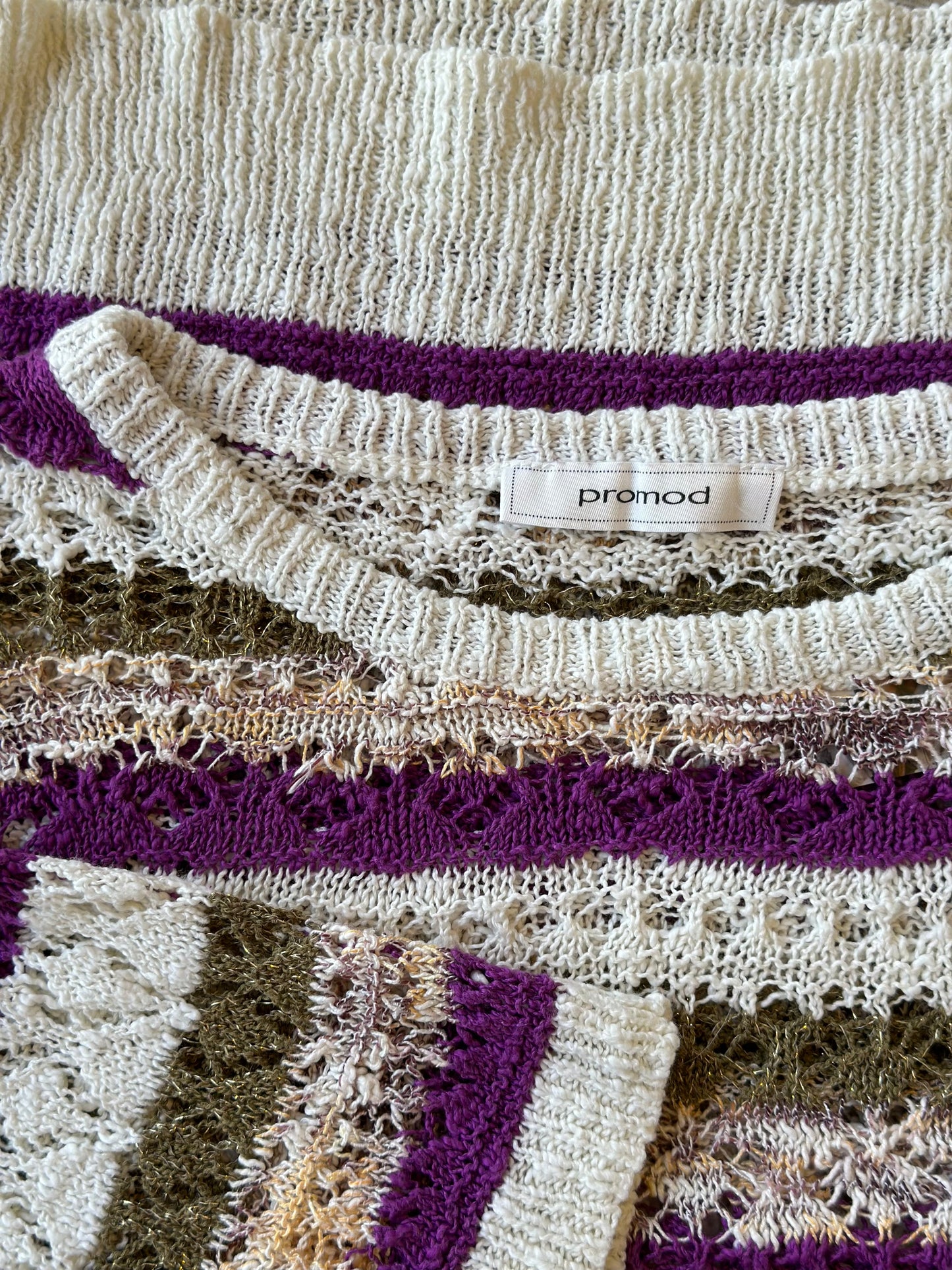 Pull en maille crochetée colorée T.40 oversize